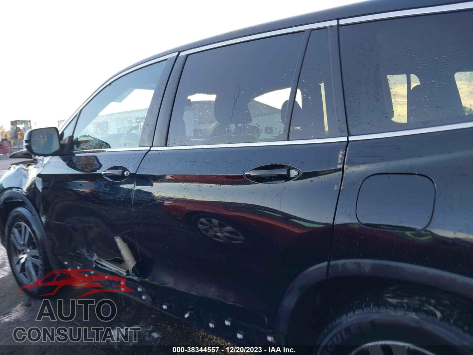 HONDA PILOT 2017 - 5FNYF6H33HB040699