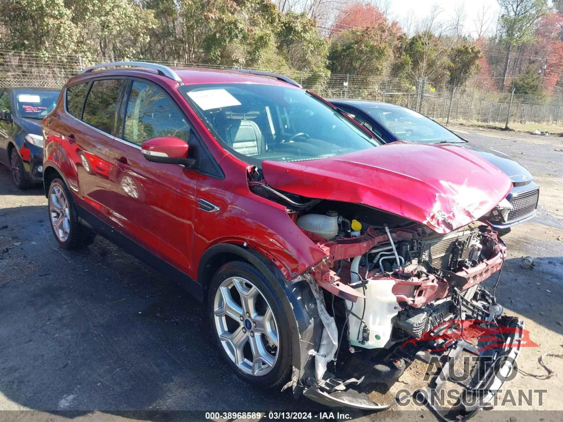 FORD ESCAPE 2019 - 1FMCU9J92KUB83105