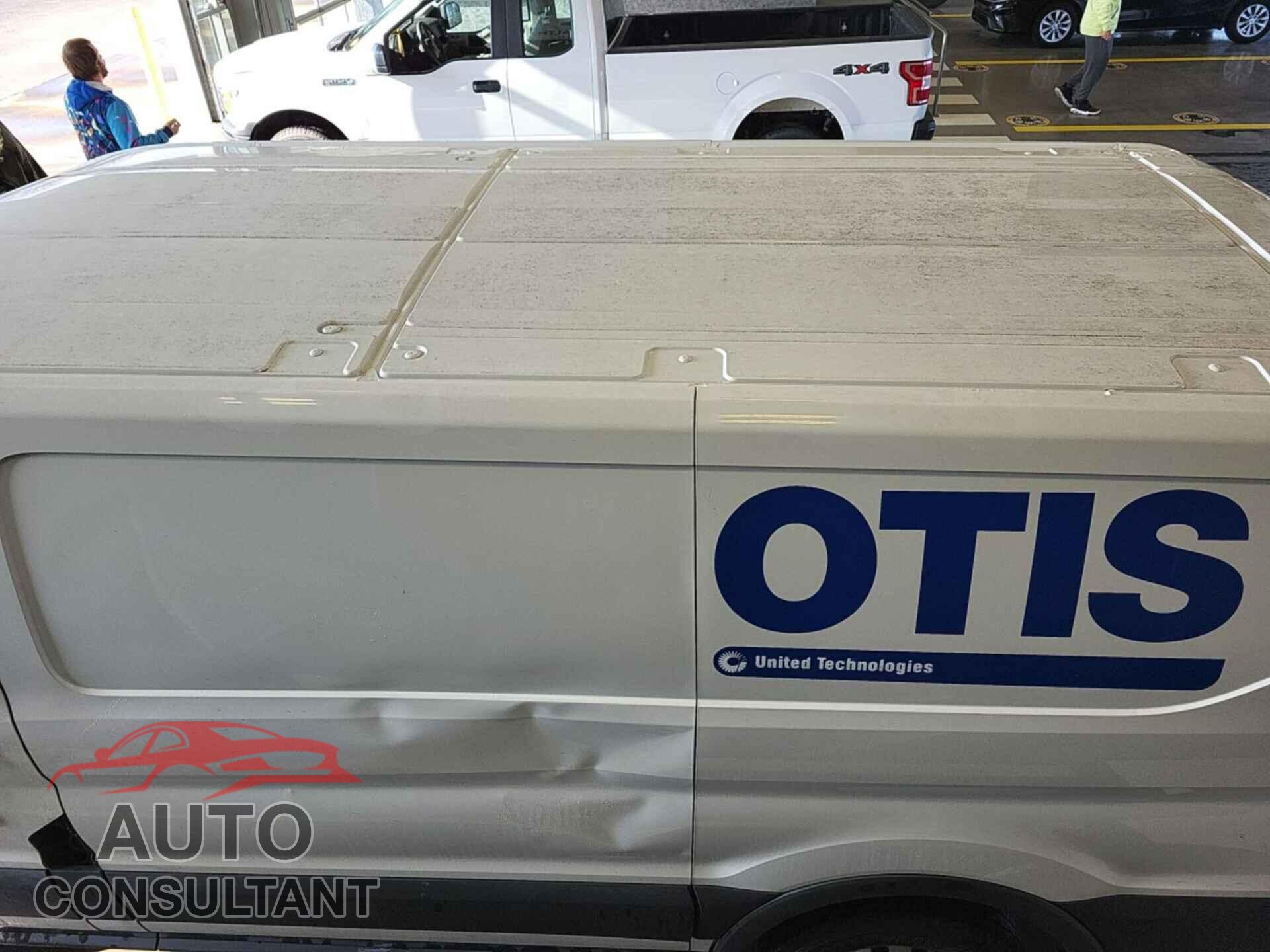 FORD TRANSIT 2016 - 1FTYR1YG6GKB54839