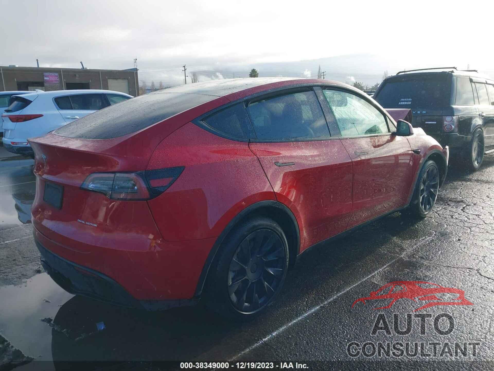 TESLA MODEL Y 2021 - 5YJYGAEE7MF262159