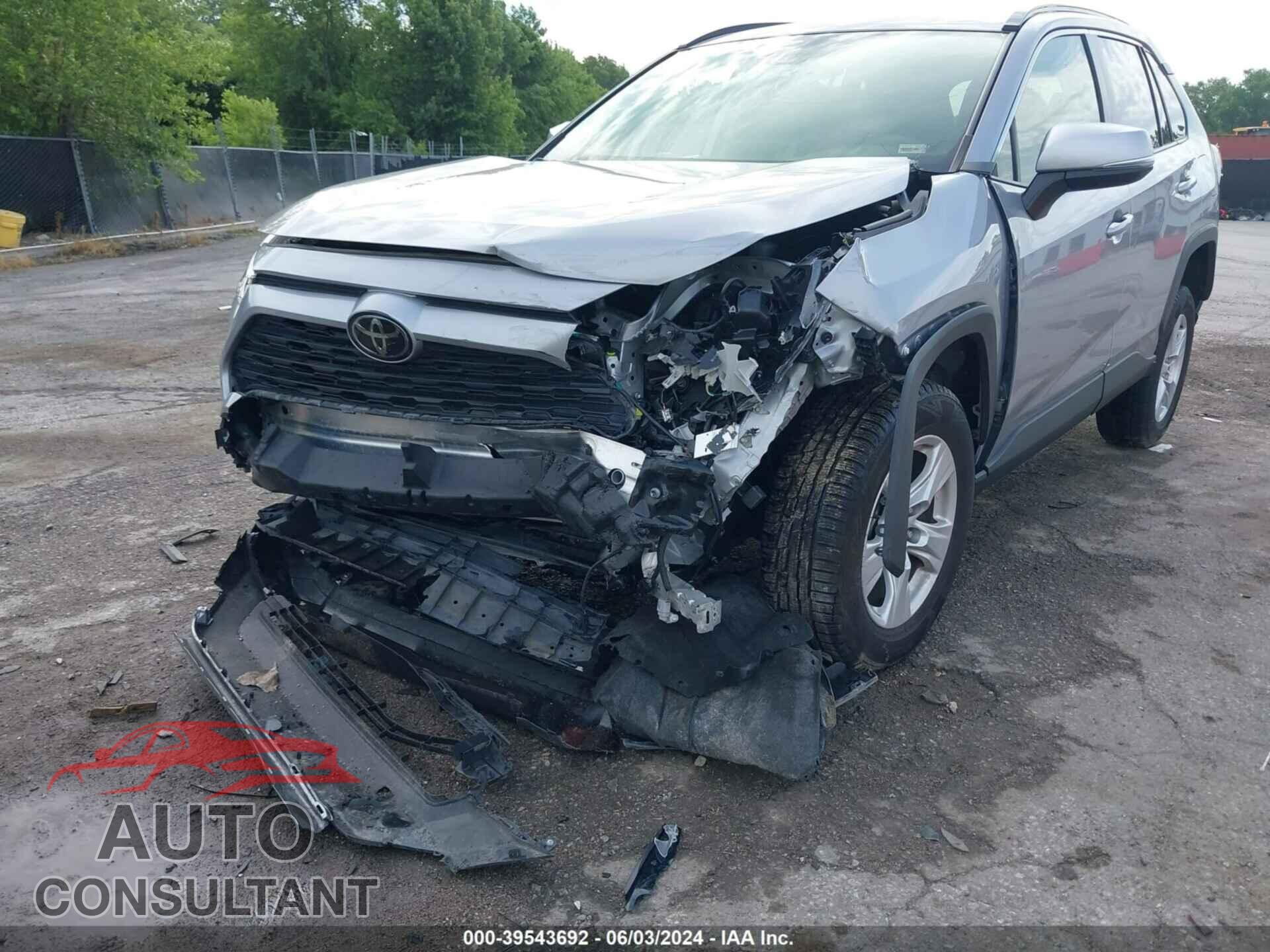 TOYOTA RAV4 2020 - JTMP1RFV2LD058112