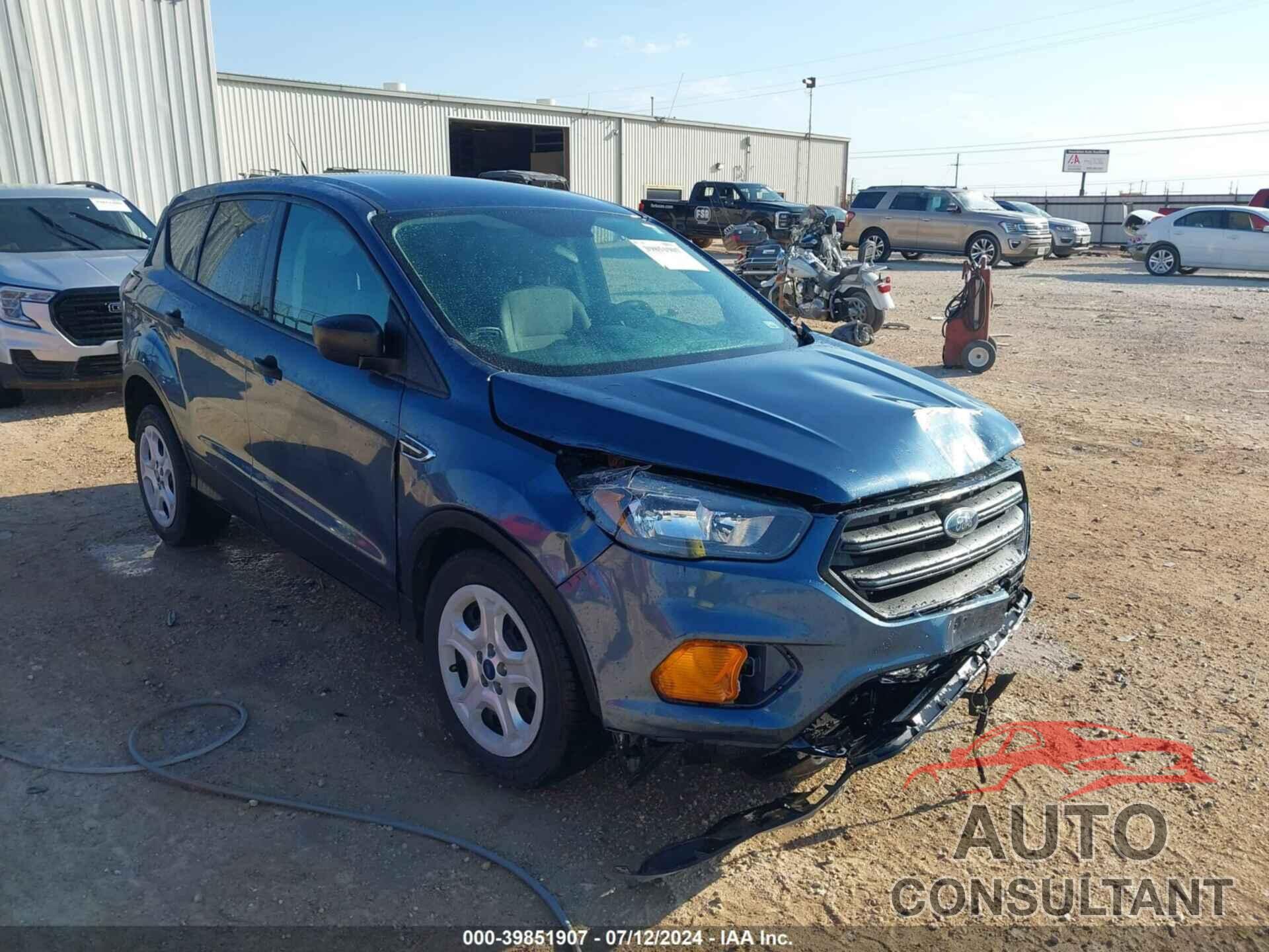 FORD ESCAPE 2018 - 1FMCU0F78JUC47939