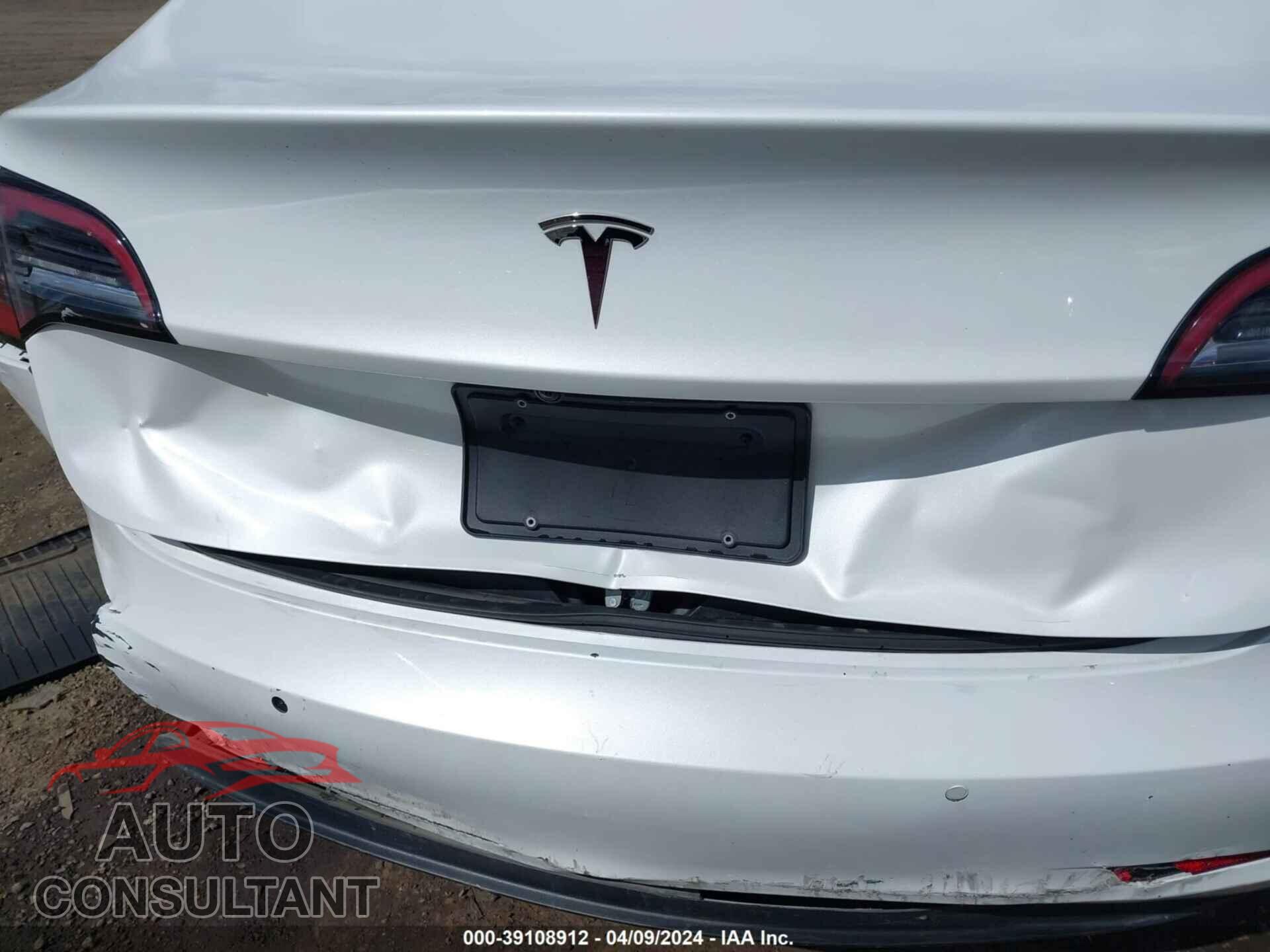 TESLA MODEL 3 2018 - 5YJ3E1EA1JF162177