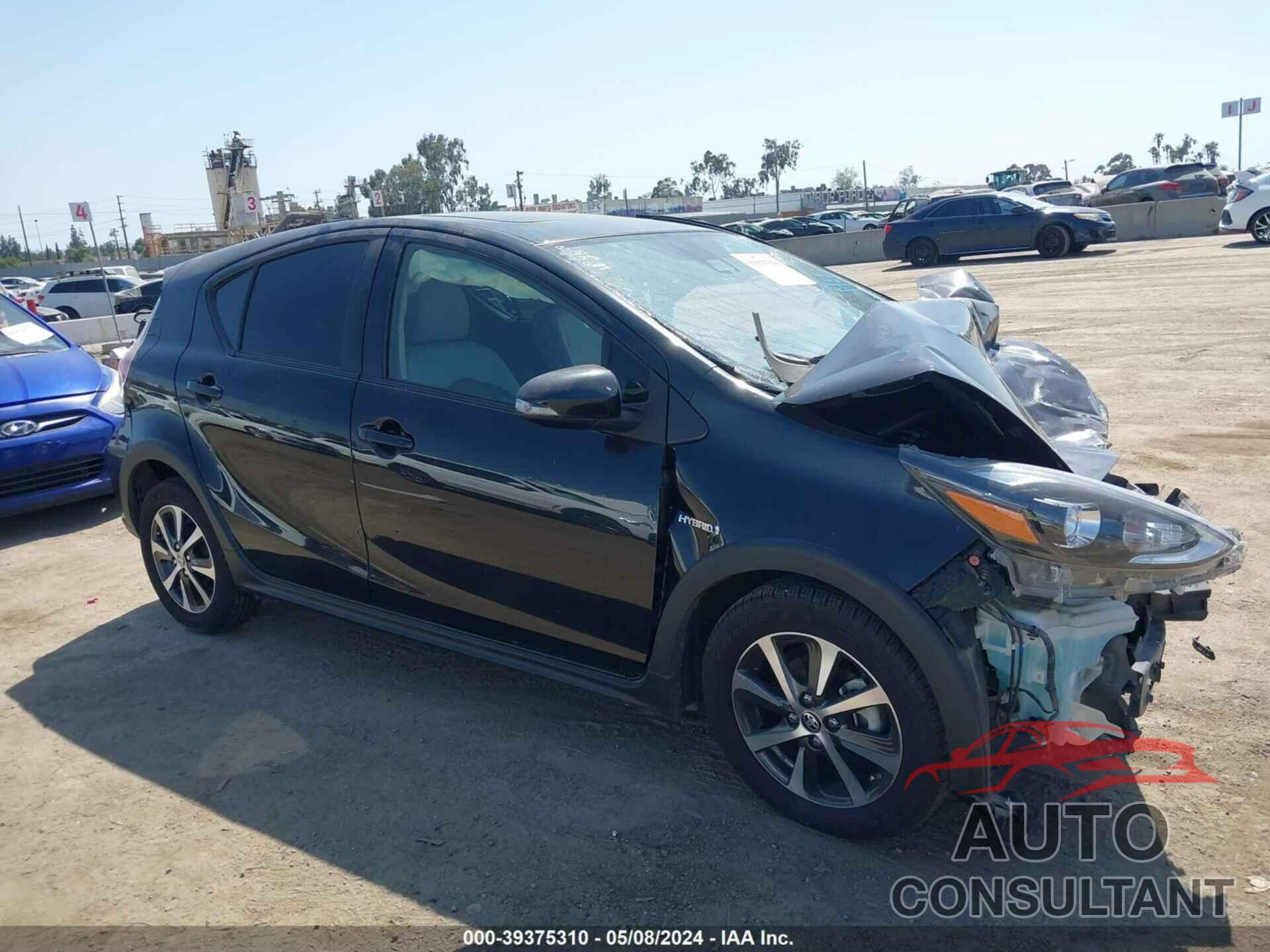 TOYOTA PRIUS C 2018 - JTDKDTB32J1605672