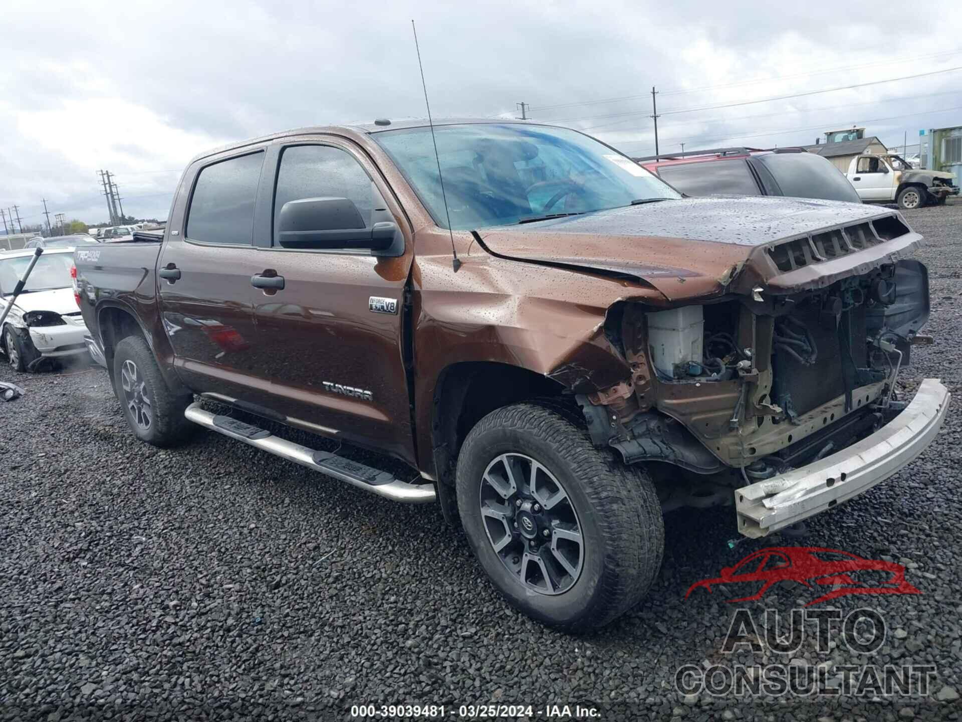 TOYOTA TUNDRA 2016 - 5TFDY5F10GX534012