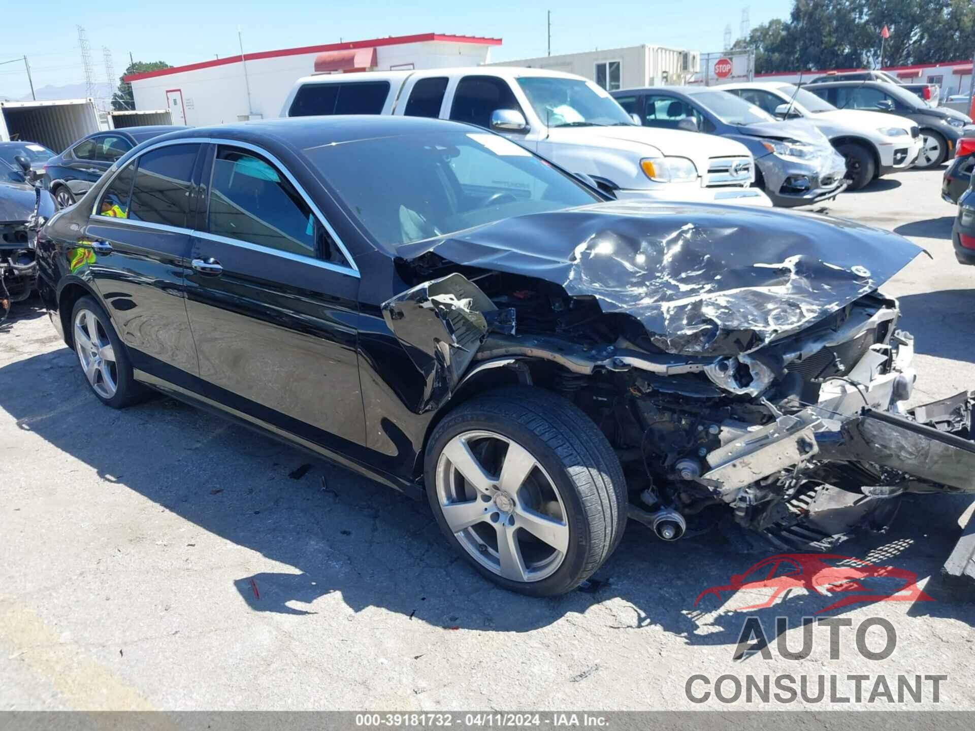 MERCEDES-BENZ E 2022 - W1KZF8DB6NB052704