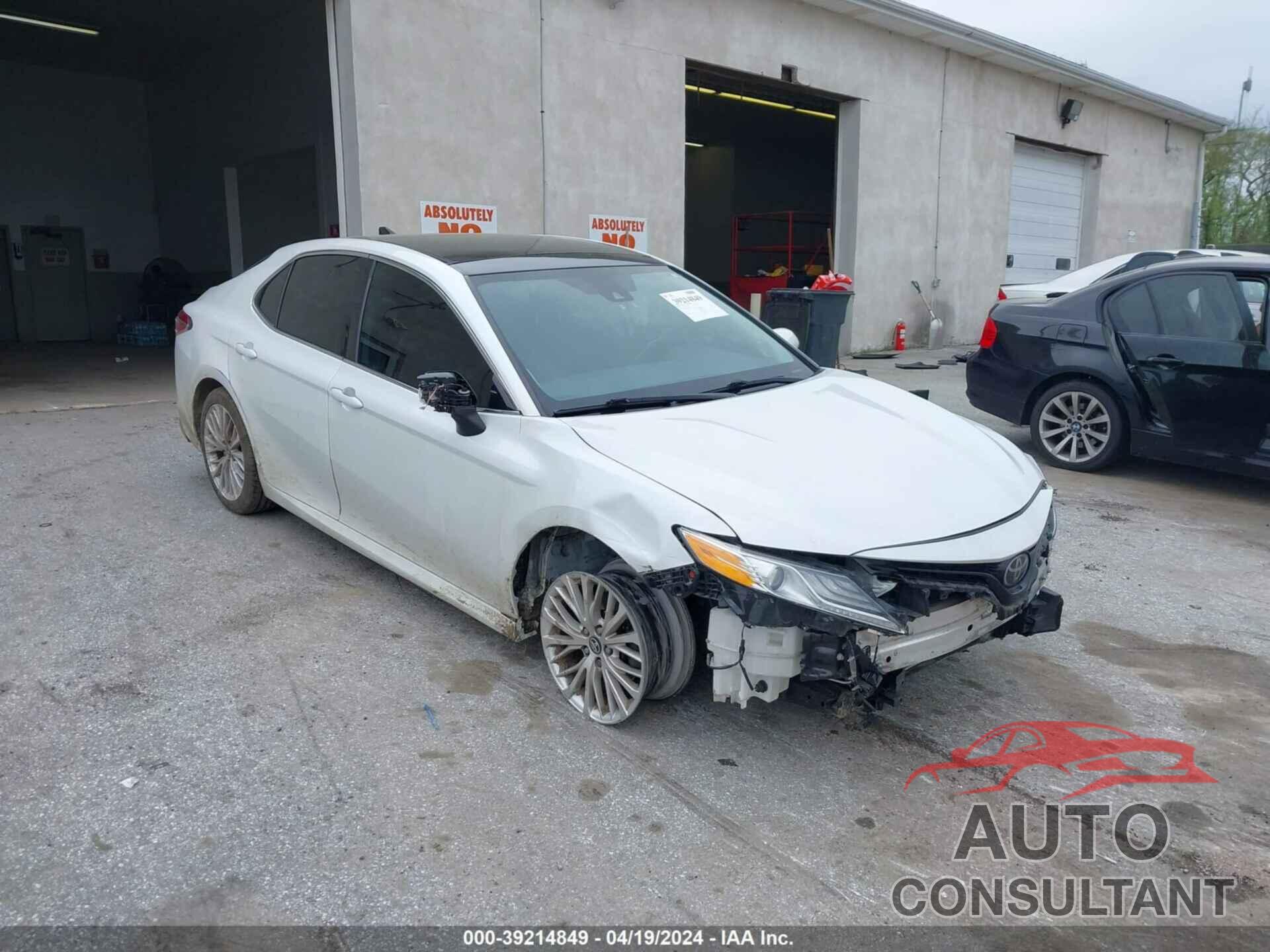 TOYOTA CAMRY 2019 - 4T1B11HK7KU687342