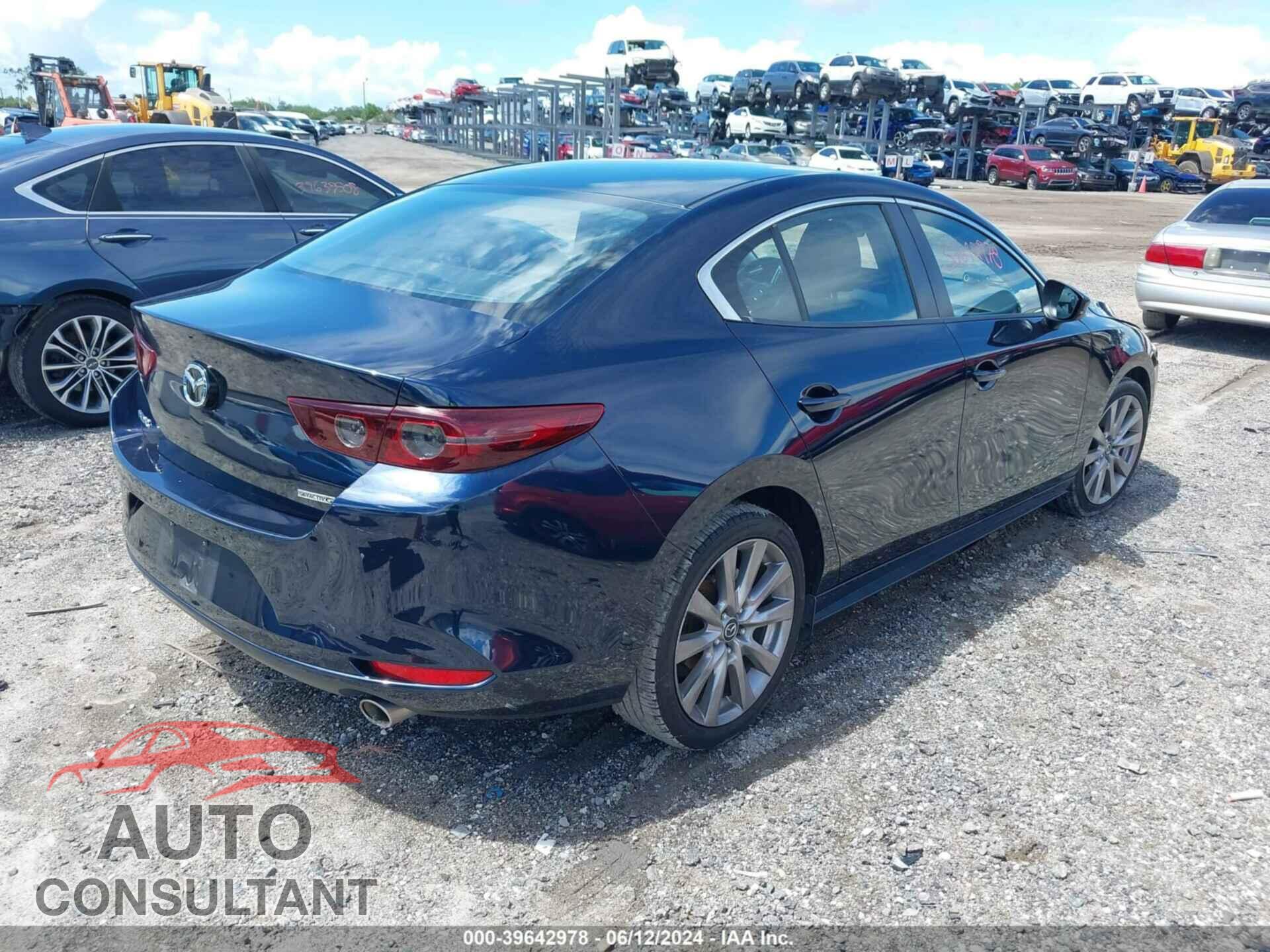 MAZDA MAZDA3 2019 - JM1BPACL5K1108241