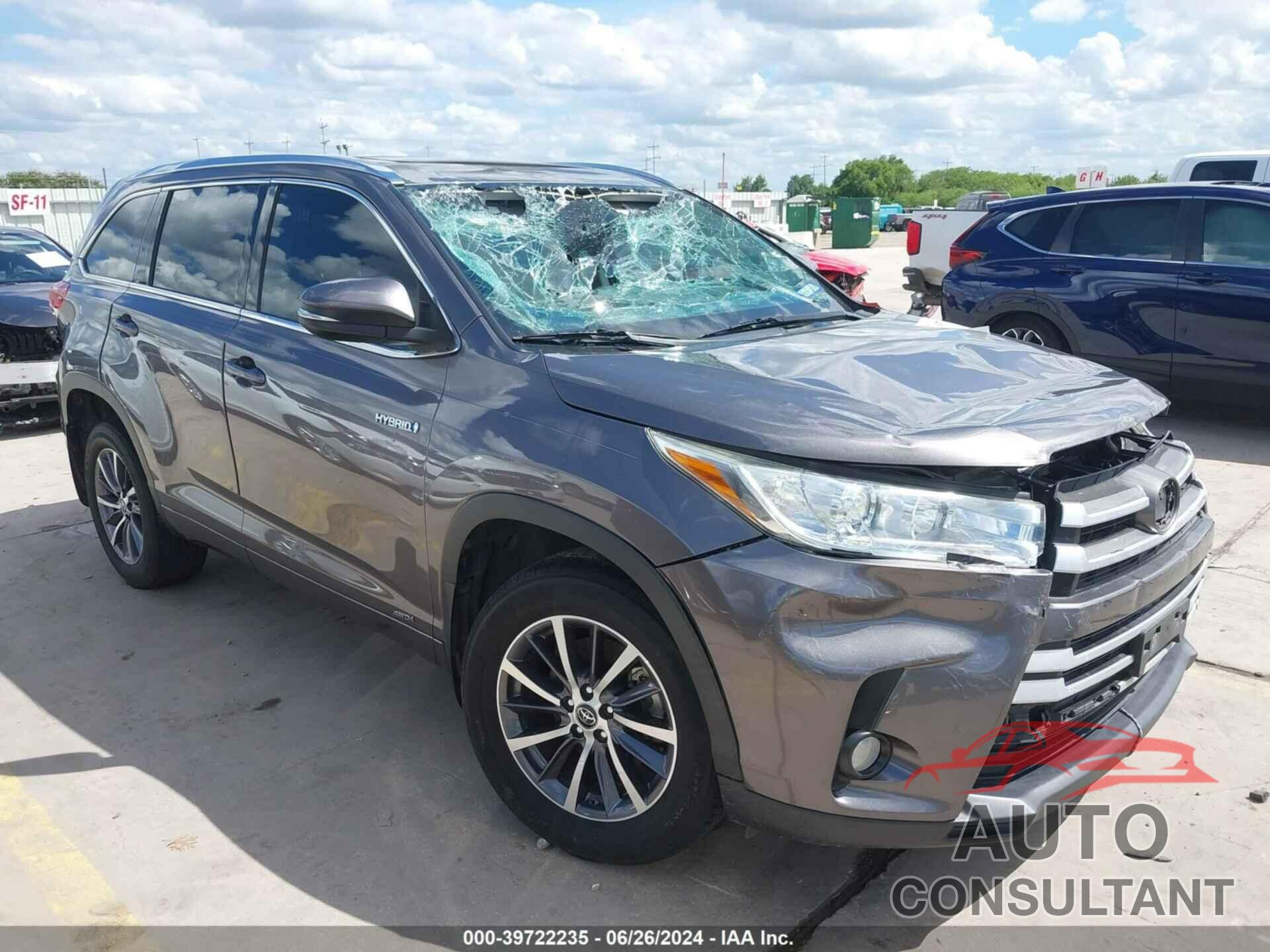 TOYOTA HIGHLANDER HYBRID 2018 - 5TDJGRFH9JS048306