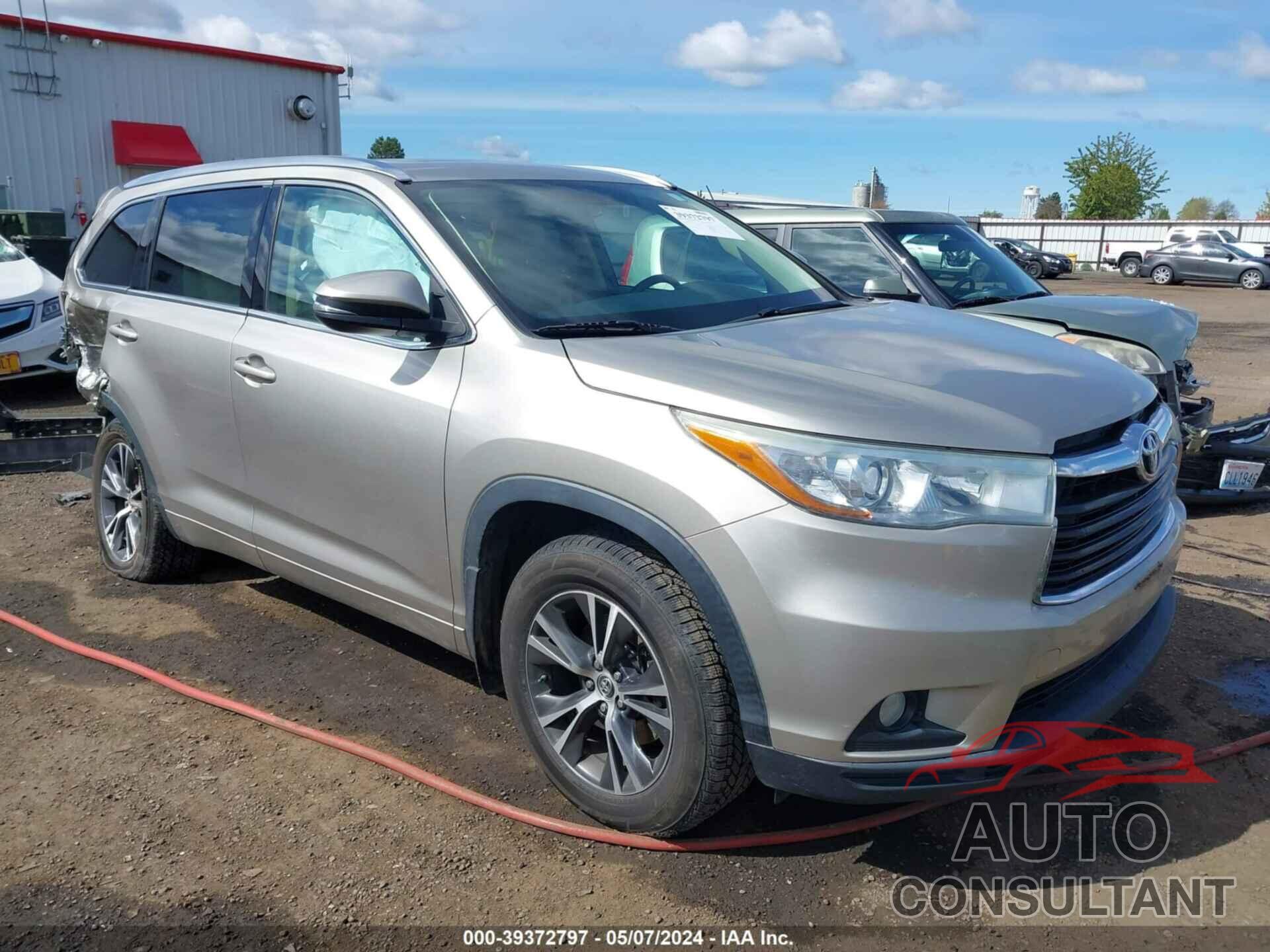 TOYOTA HIGHLANDER 2016 - 5TDJKRFH8GS225001