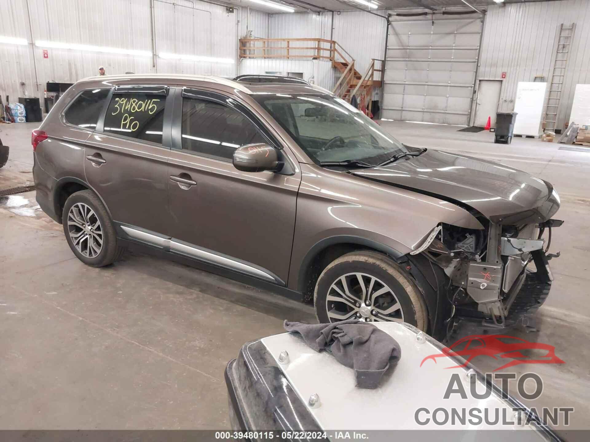 MITSUBISHI OUTLANDER 2017 - JA4AZ3A35HZ051757