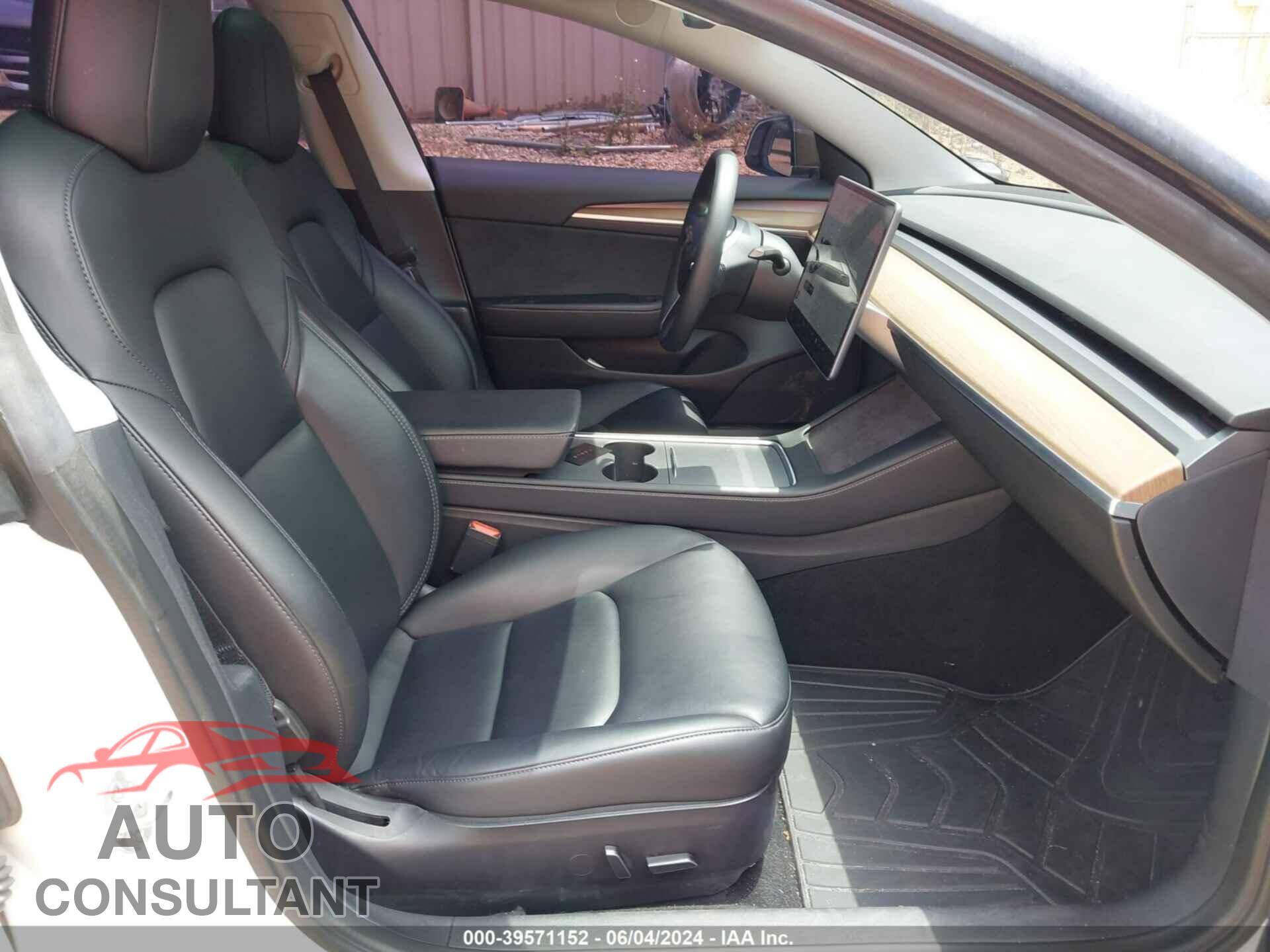 TESLA MODEL 3 2022 - 5YJ3E1EA7NF105908