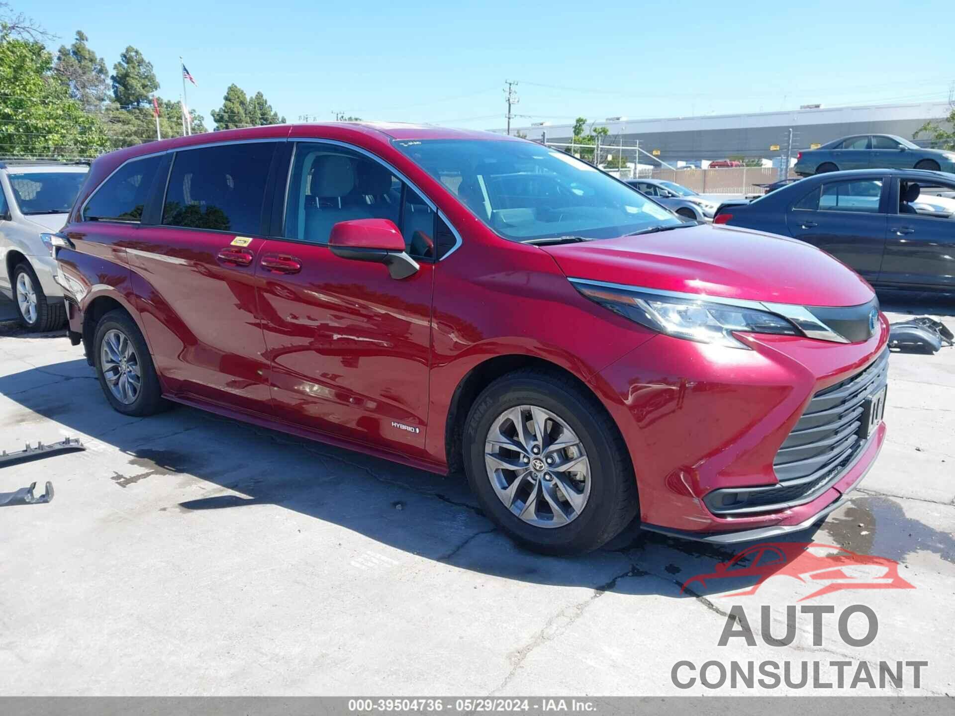 TOYOTA SIENNA 2021 - 5TDKRKEC0MS026209