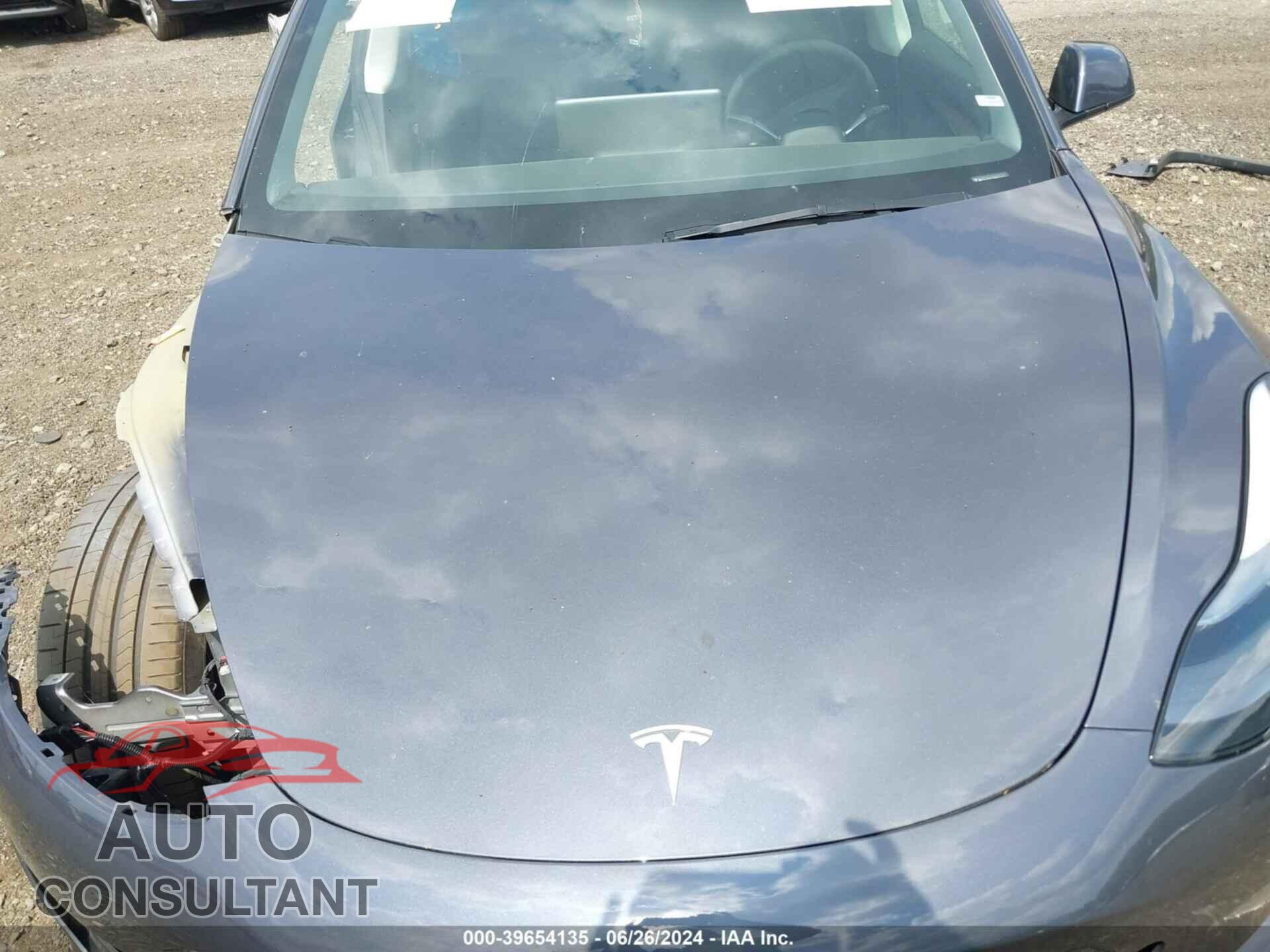 TESLA MODEL 3 2023 - 5YJ3E1EC9PF636712