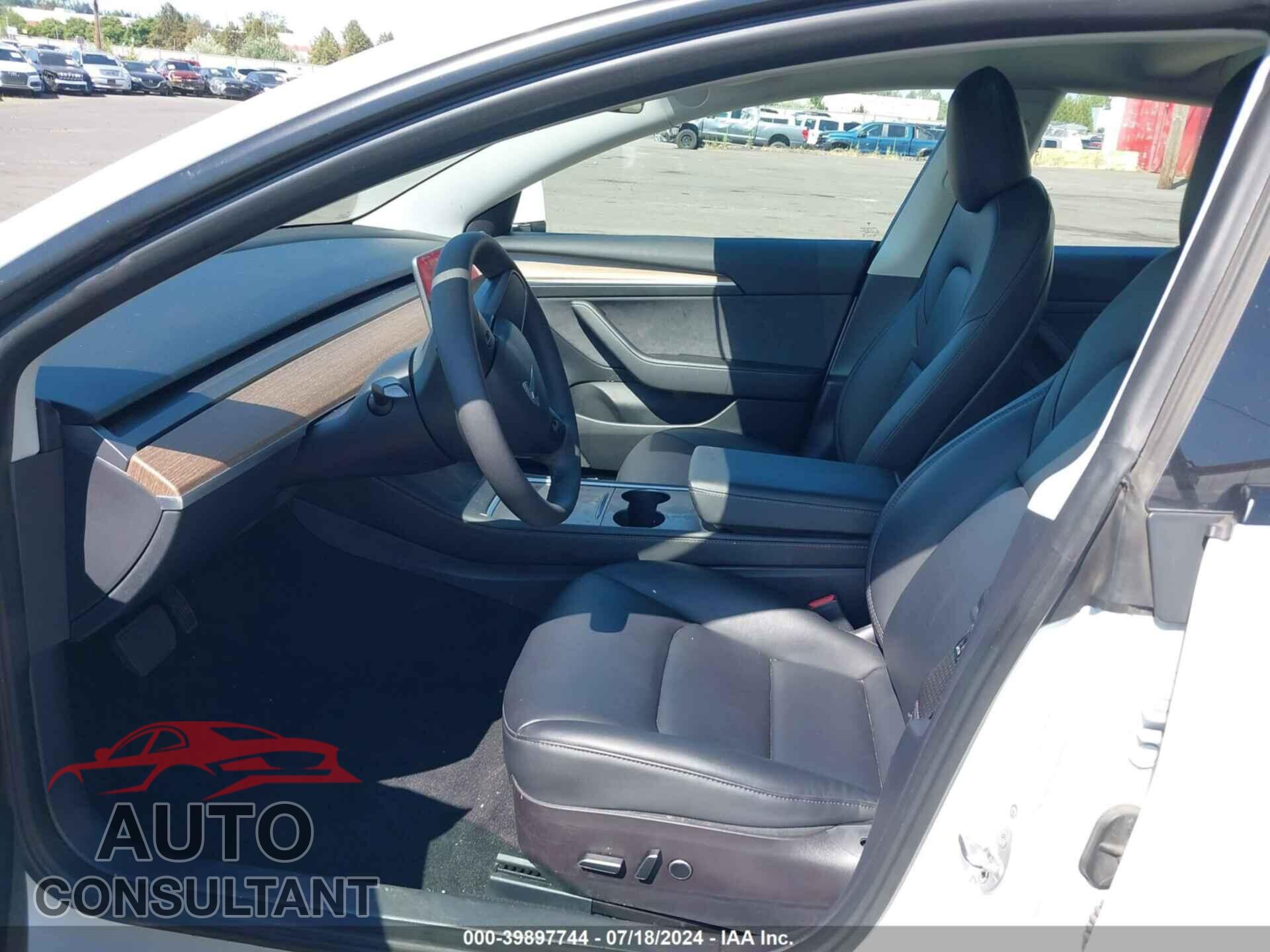 TESLA MODEL 3 2023 - 5YJ3E1EA6PF406401