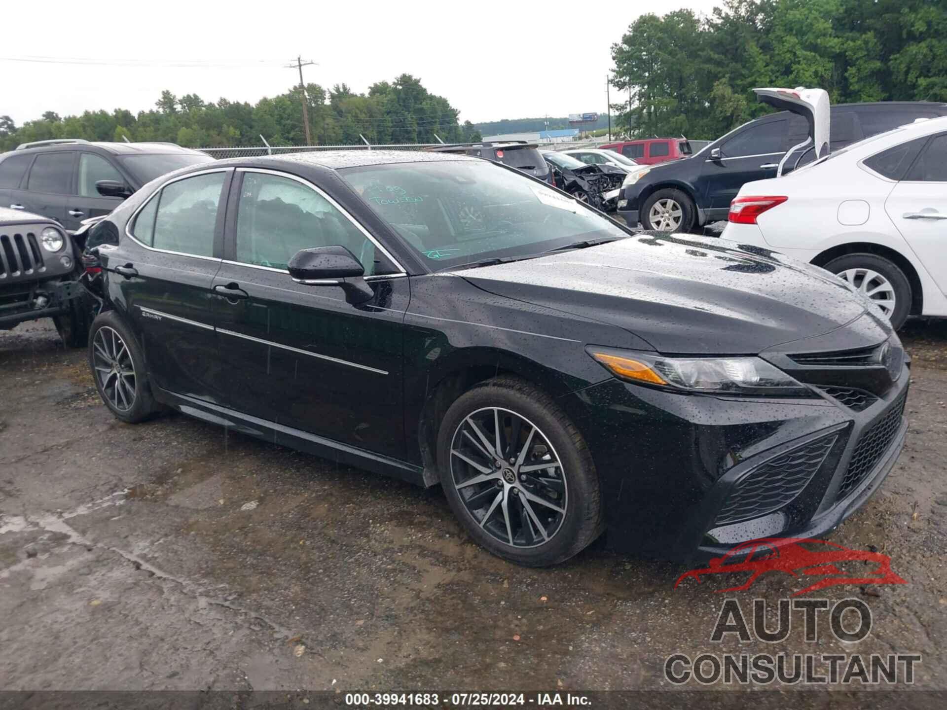 TOYOTA CAMRY 2024 - 4T1G11AK1RU889488