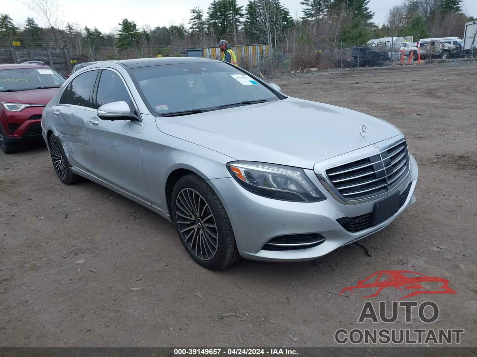 MERCEDES-BENZ S 550 2016 - WDDUG8FB4GA218845