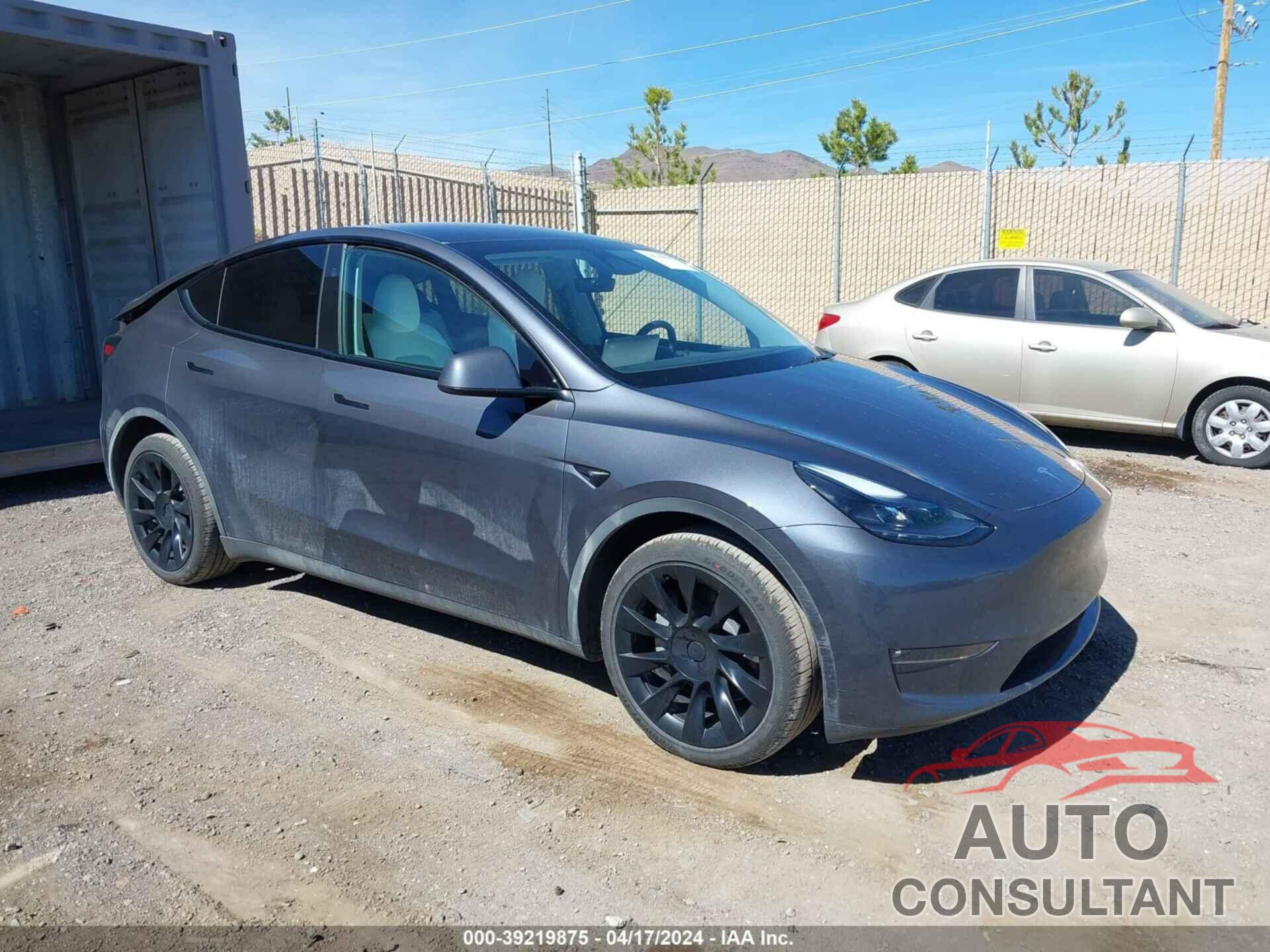 TESLA MODEL Y 2023 - 7SAYGDEE4PF919024