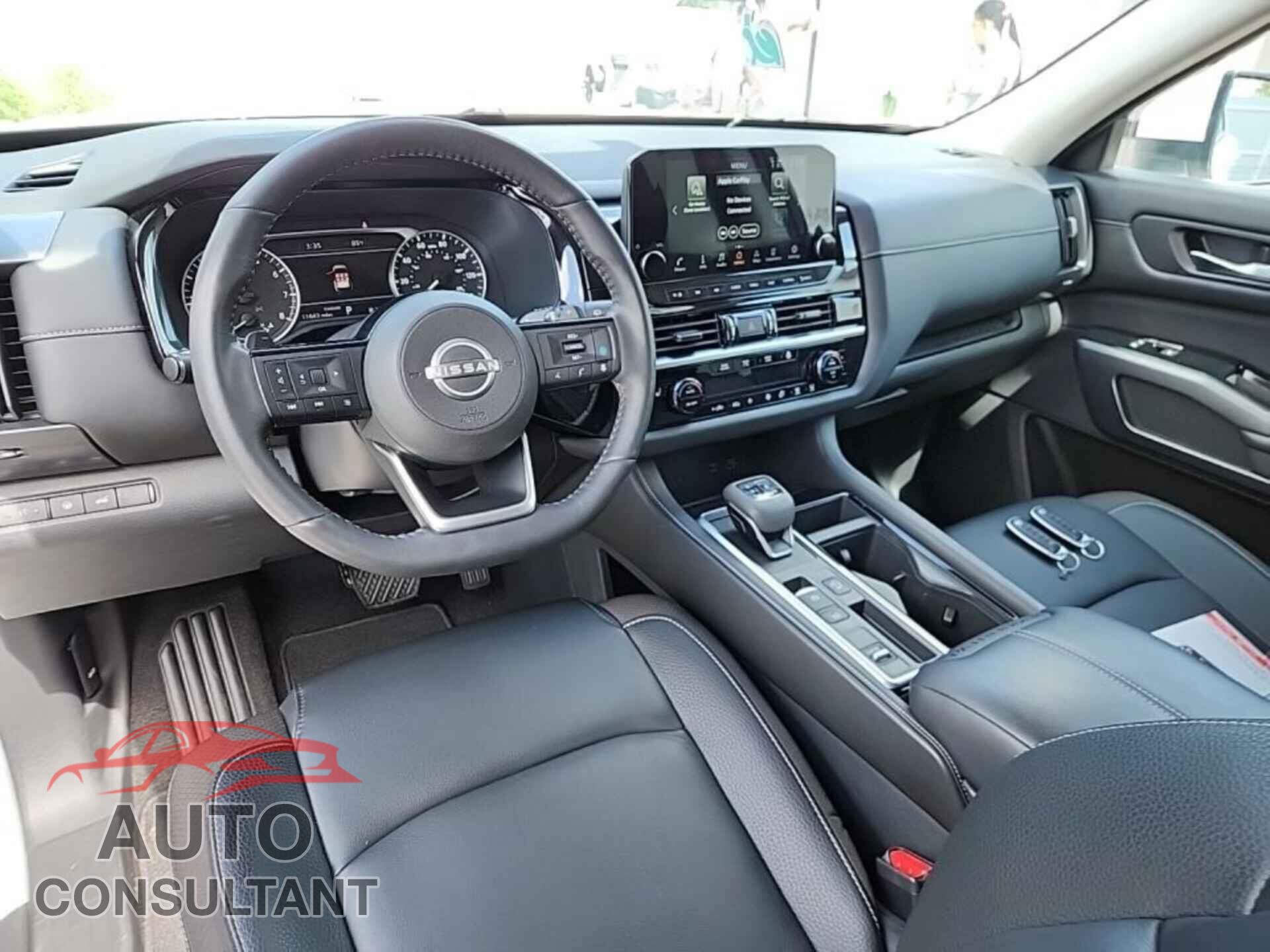 NISSAN PATHFINDER 2023 - 5N1DR3CA4PC231517
