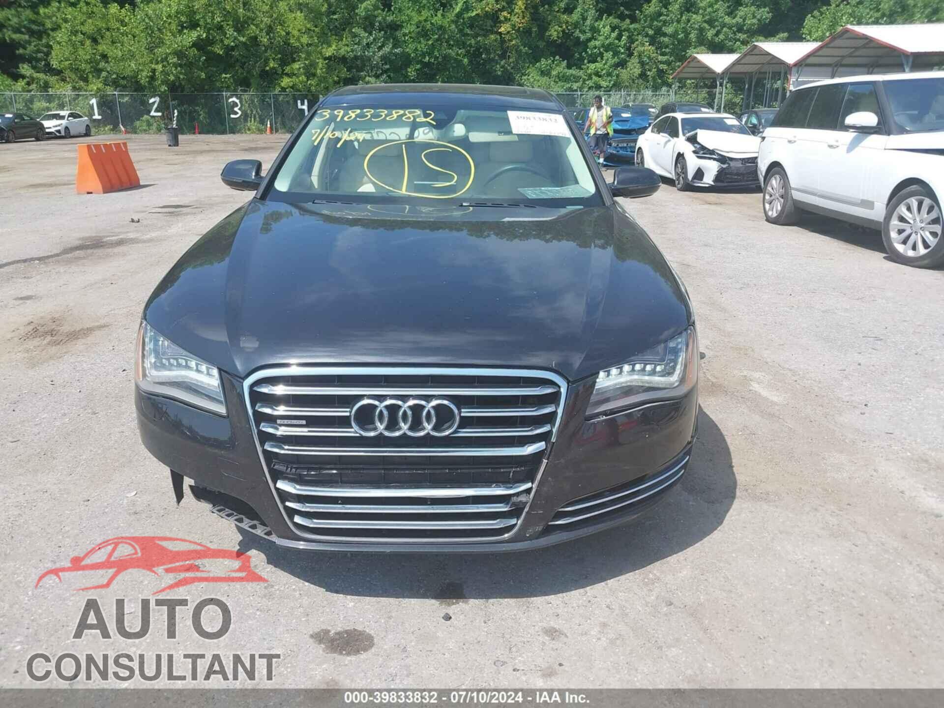 AUDI A8 L 2013 - WAURGAFD2DN003054