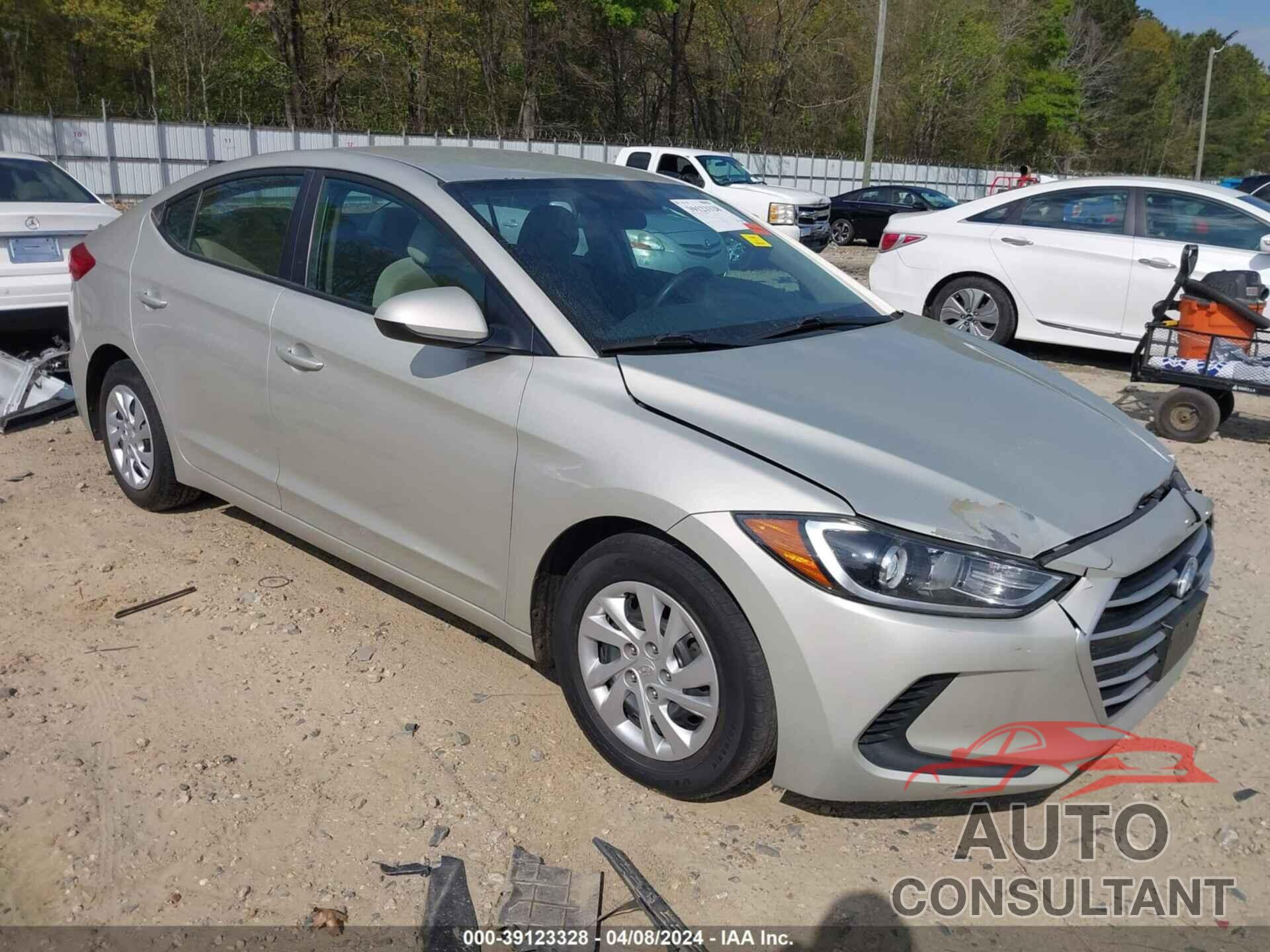 HYUNDAI ELANTRA 2017 - 5NPD74LF4HH136425