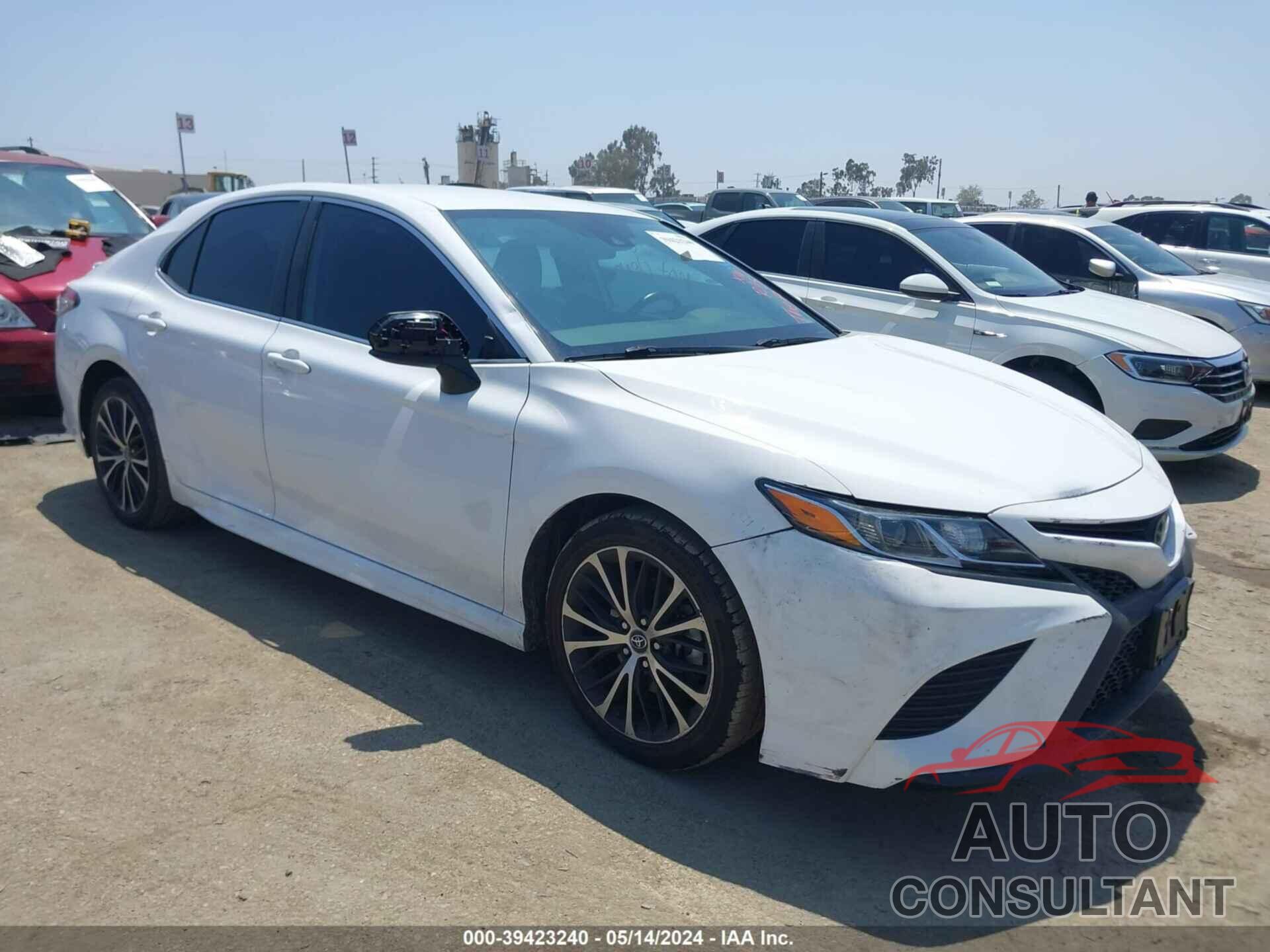 TOYOTA CAMRY 2019 - 4T1B11HK3KU831419