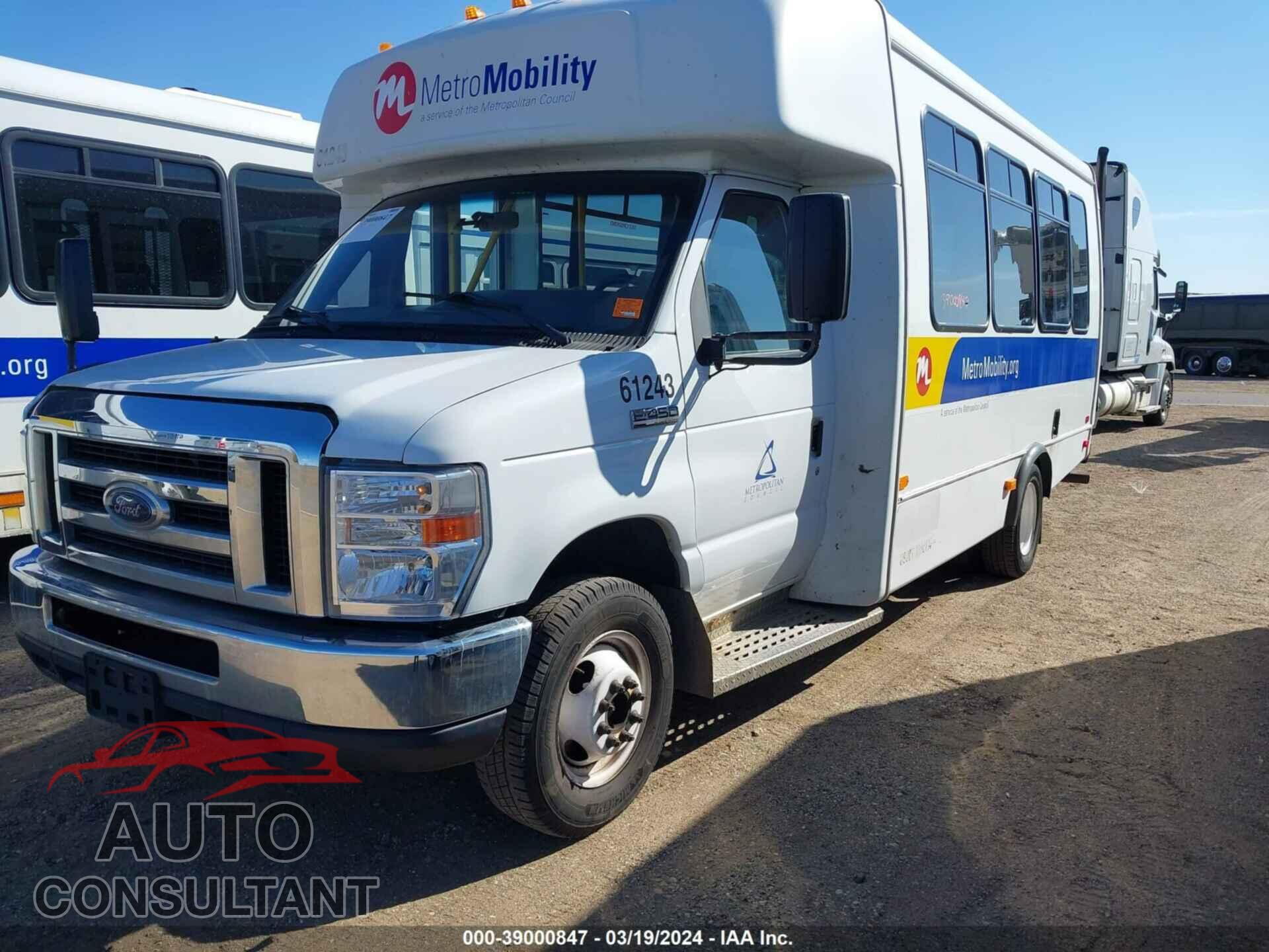 FORD ECONOLINE 2016 - 1FDFE4FS1GDC45299