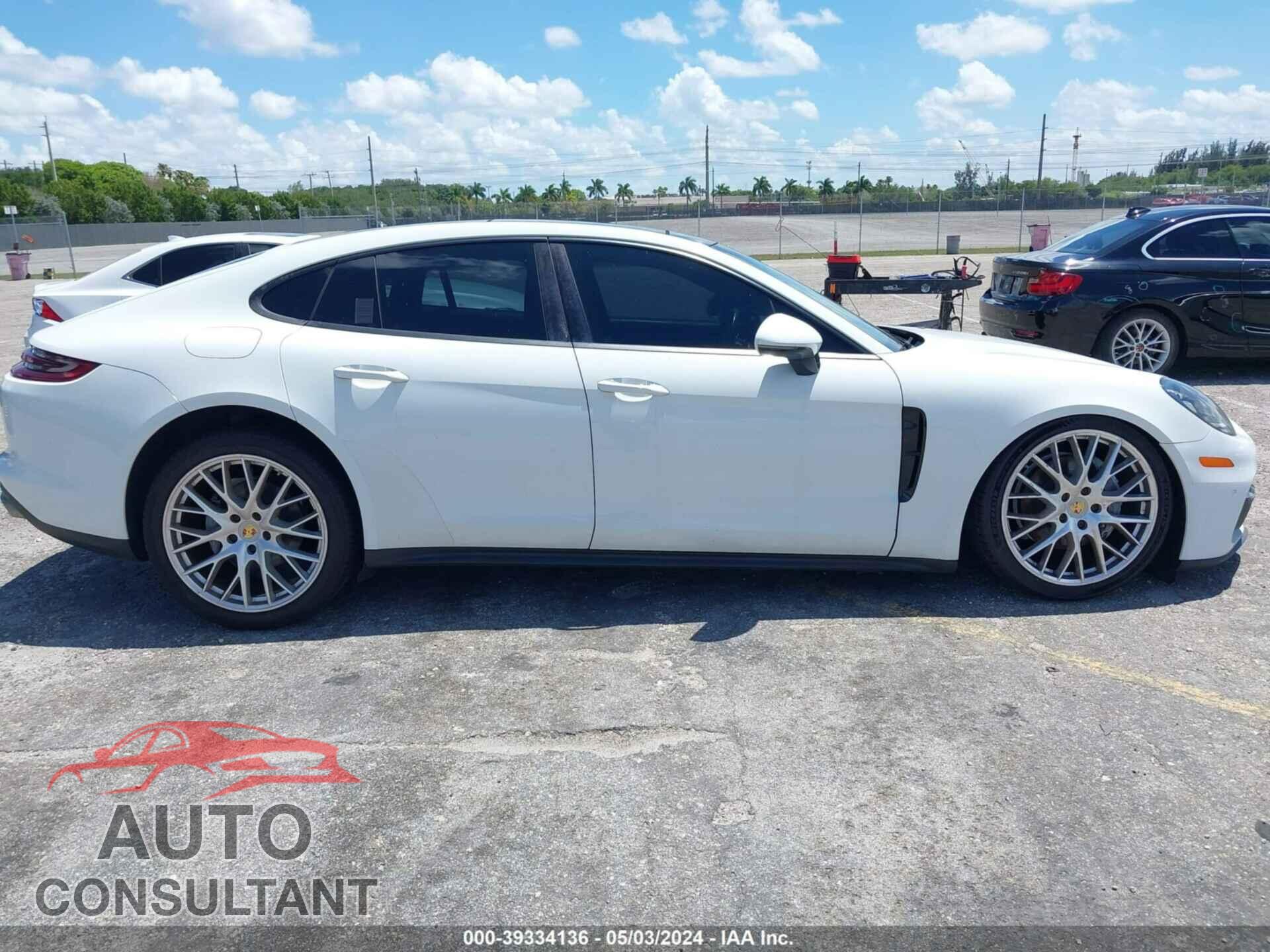 PORSCHE PANAMERA 2017 - WP0AA2A75HL104325