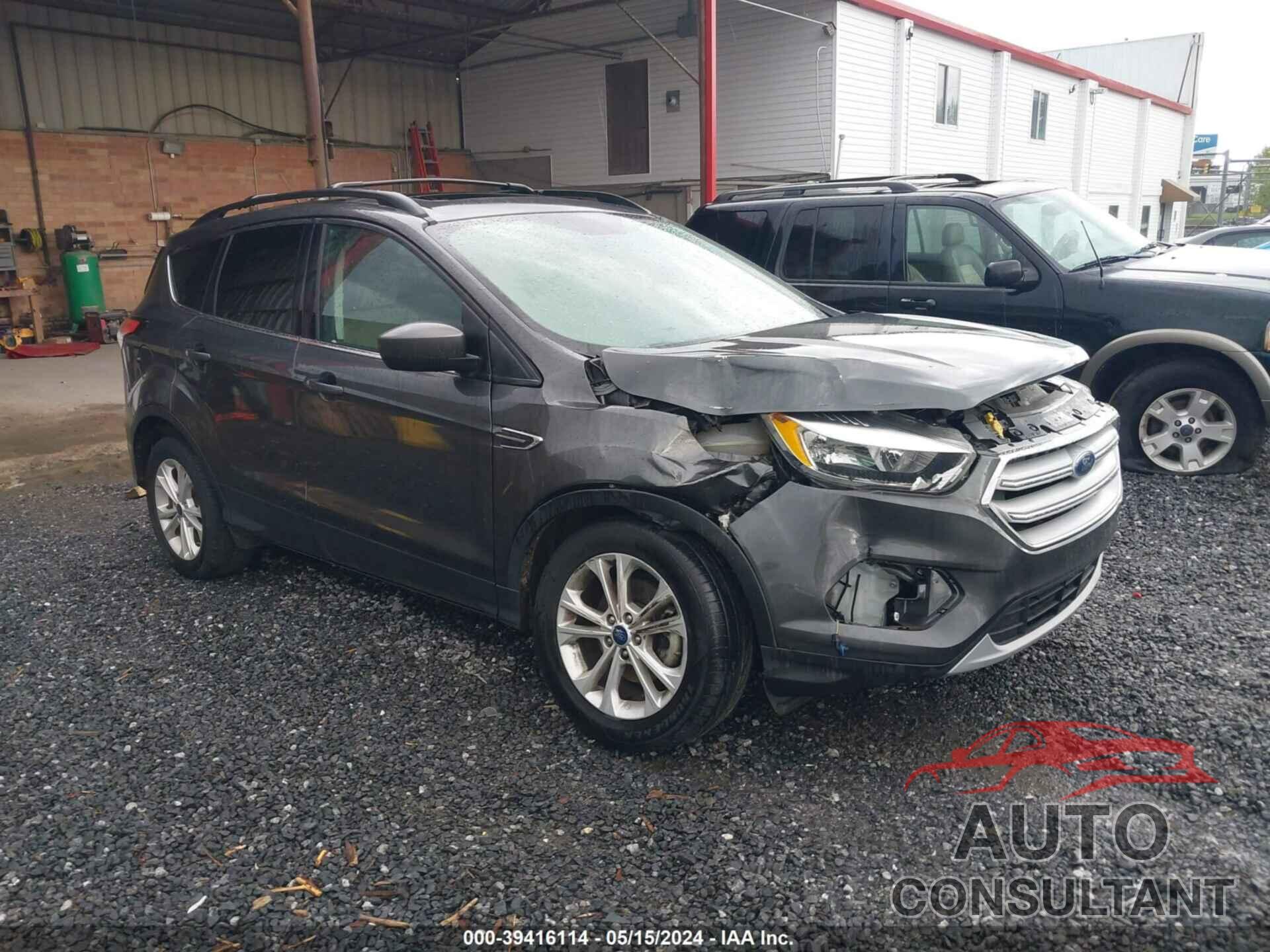 FORD ESCAPE 2018 - 1FMCU0GD7JUB28350