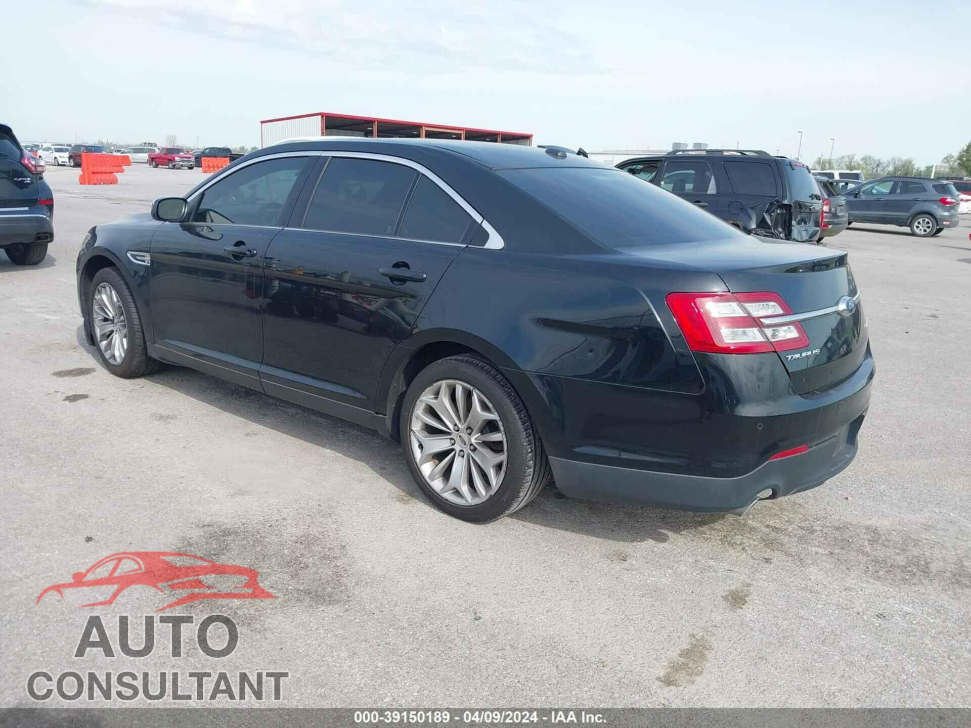 FORD TAURUS 2018 - 1FAHP2F85JG101265