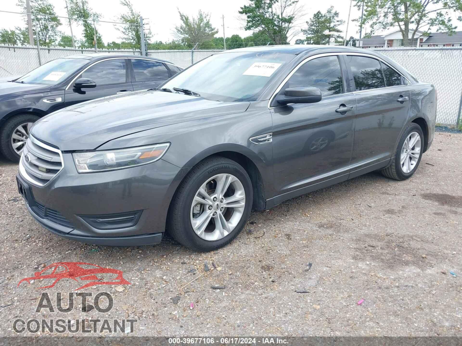 FORD TAURUS 2016 - 1FAHP2E82GG106949