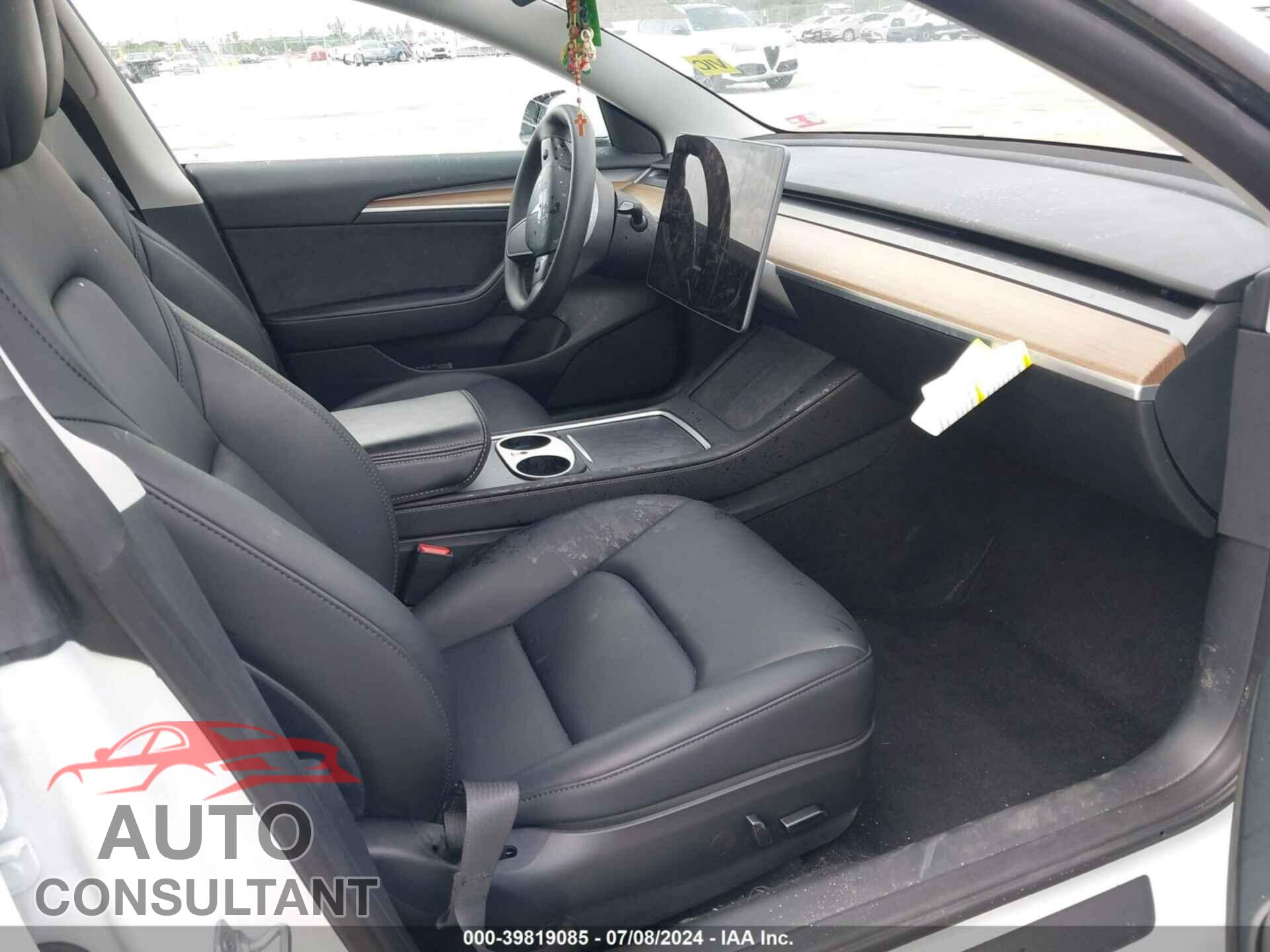 TESLA MODEL 3 2023 - 5YJ3E1EA7PF658075