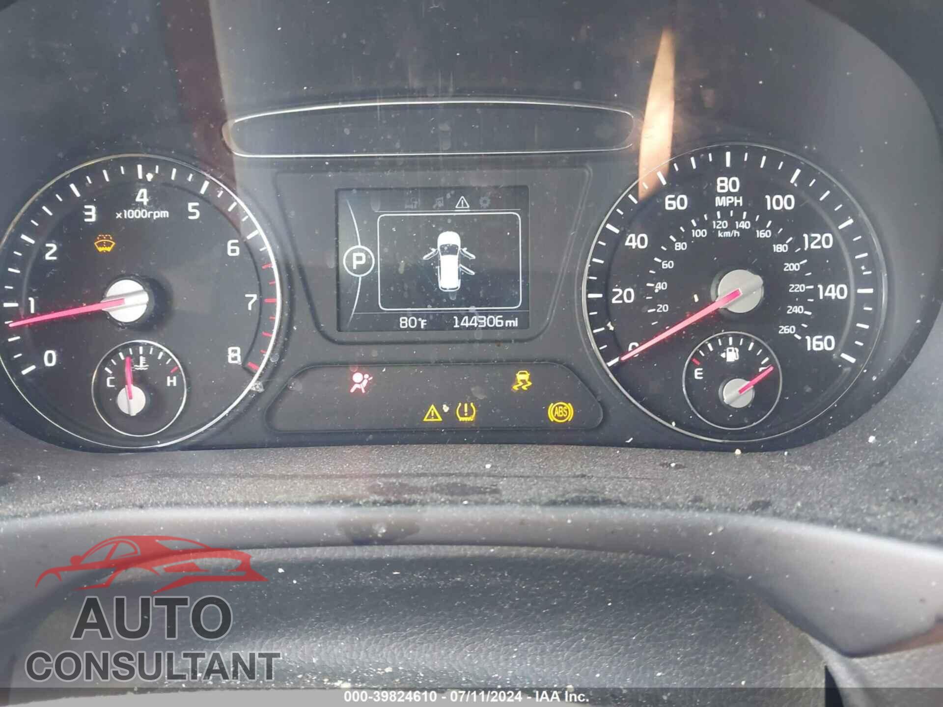 KIA SORENTO 2017 - 5XYPG4A33HG245679