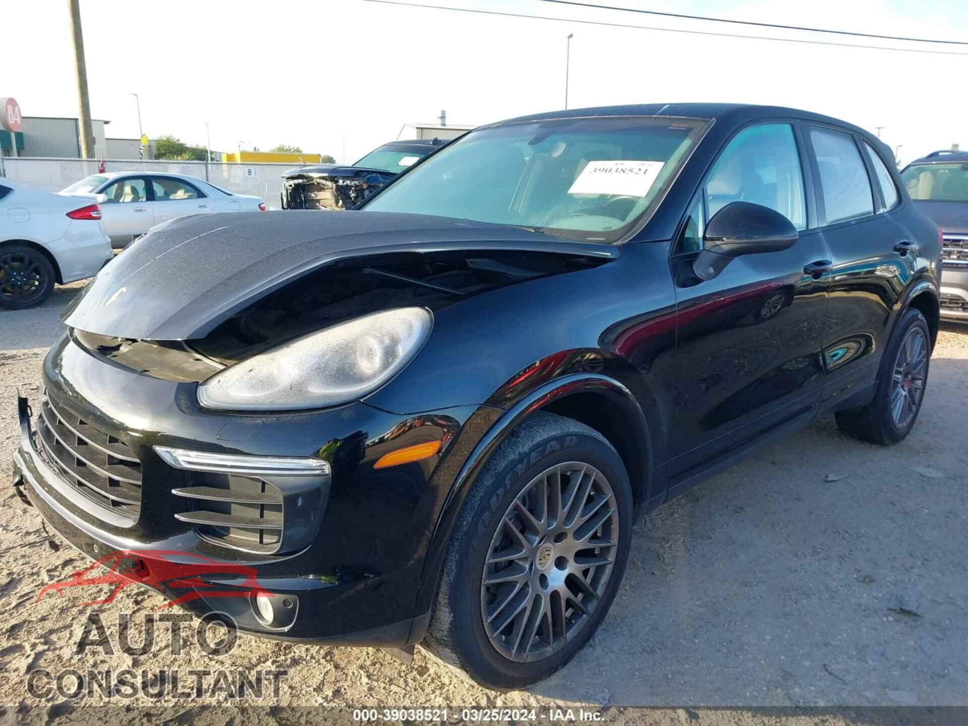 PORSCHE CAYENNE 2017 - WP1AA2A27HKA80277