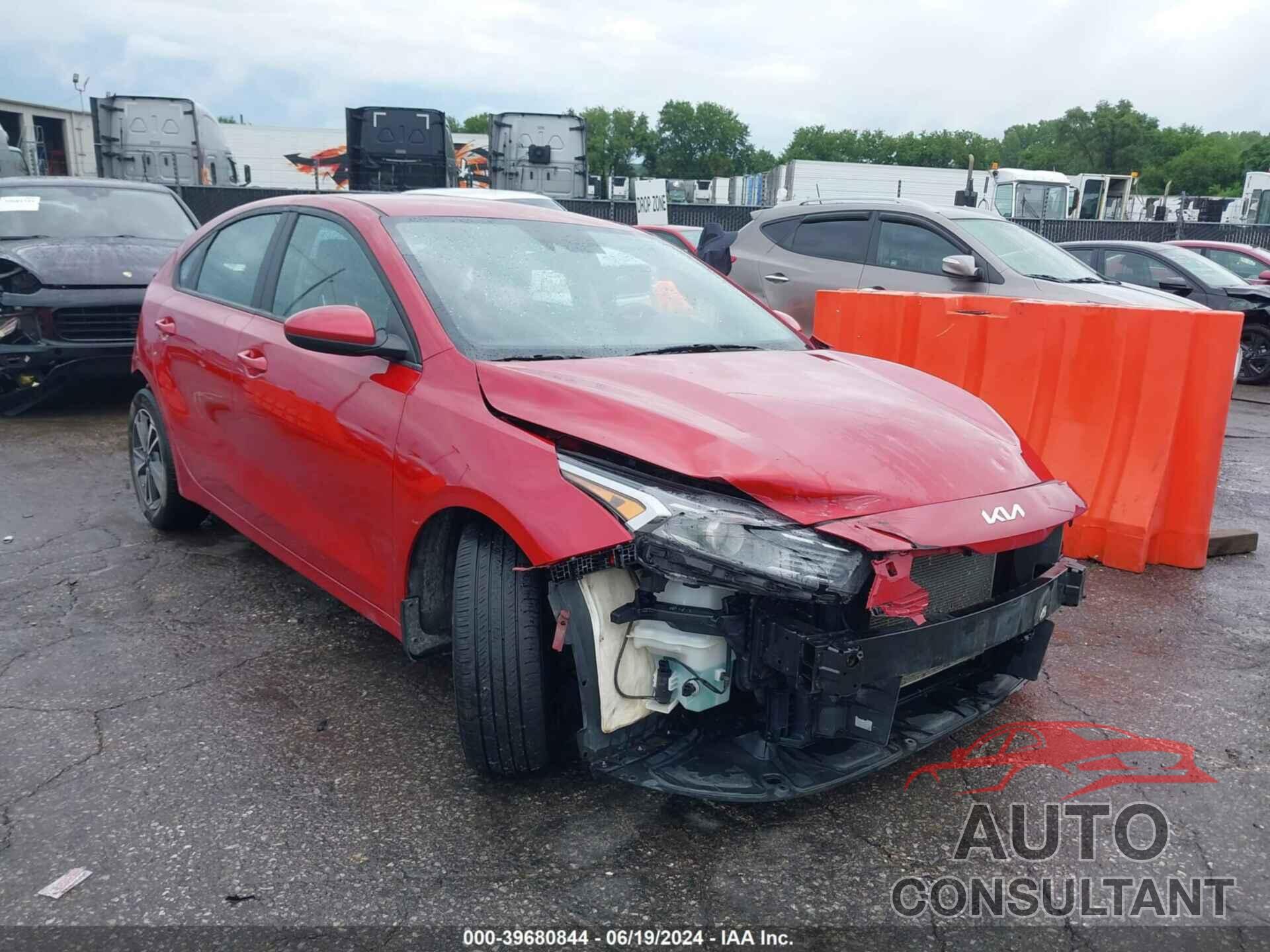 KIA FORTE 2023 - 3KPF24AD9PE552210
