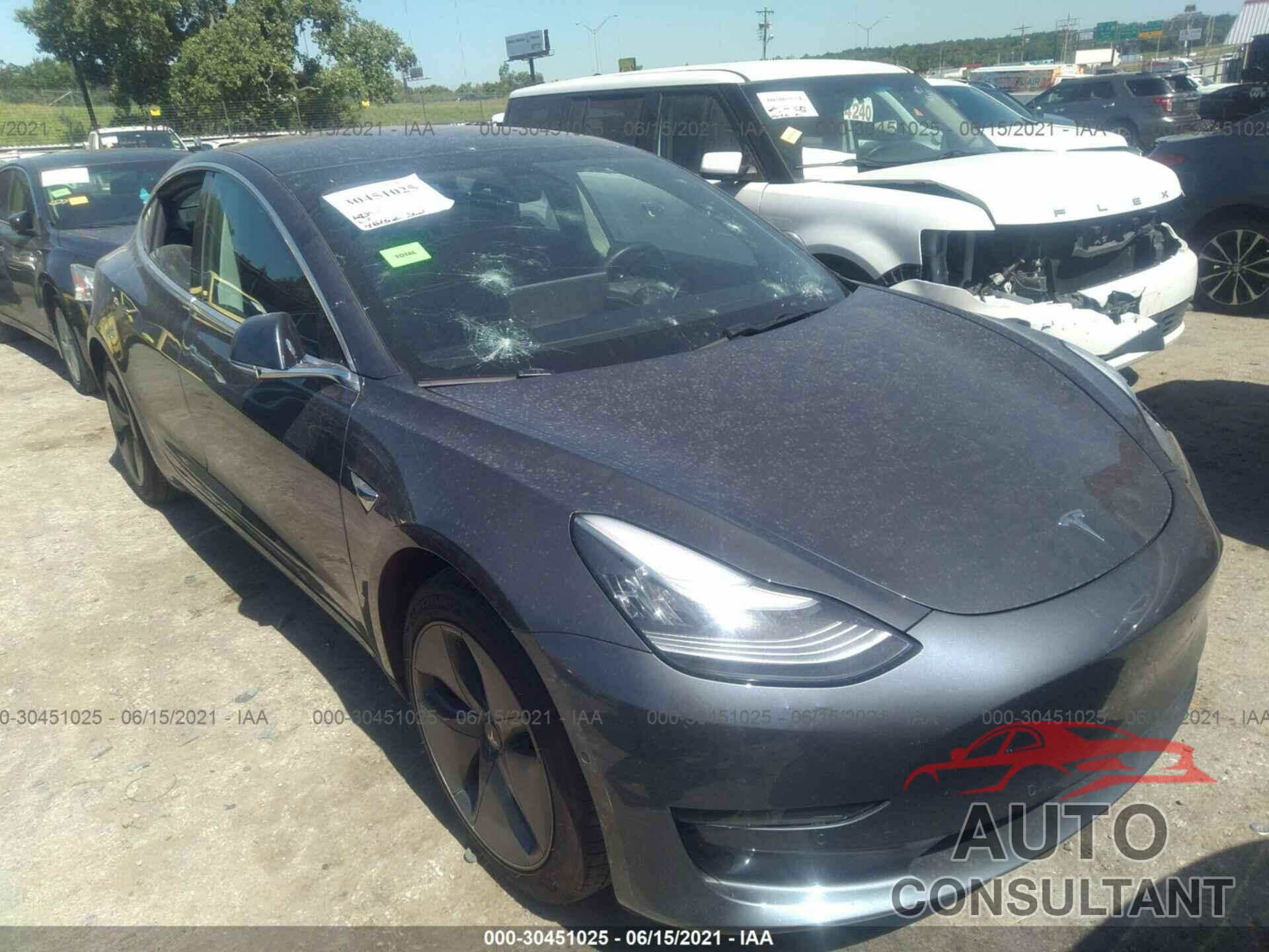 TESLA MODEL 3 2019 - 5YJ3E1EB3KF386173