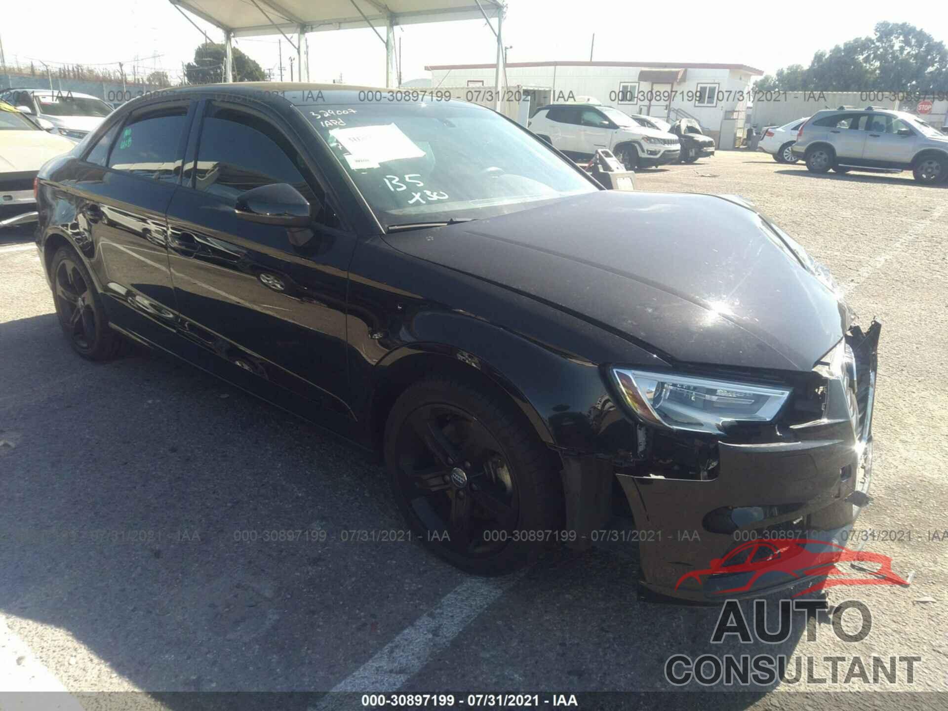 AUDI A3 SEDAN 2018 - WAUAUGFF3J1045892