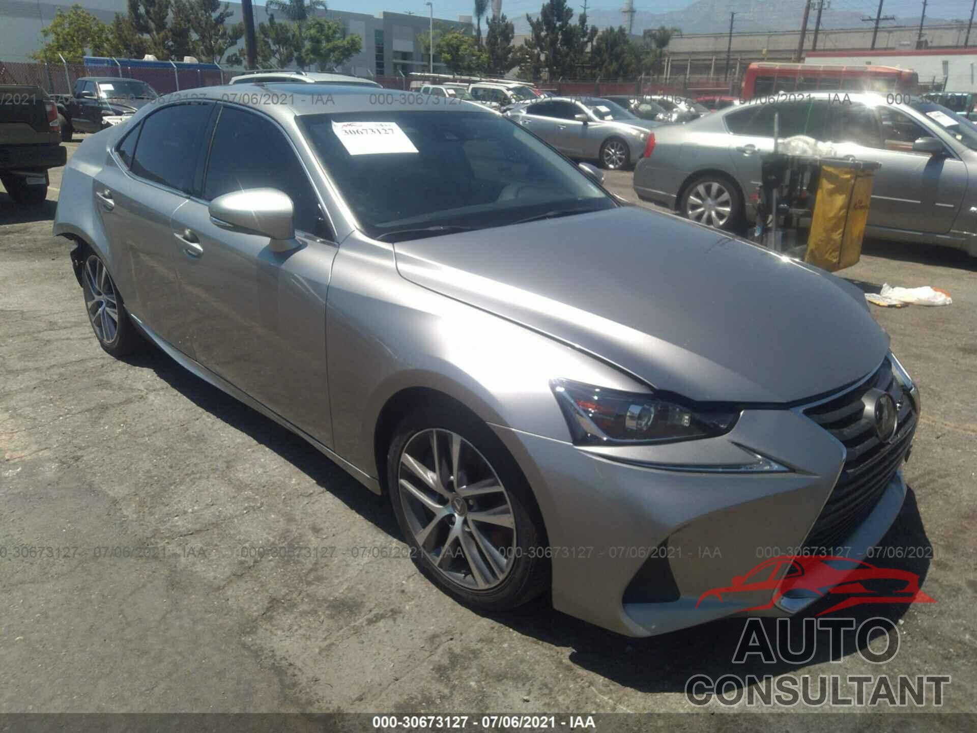 LEXUS IS 2018 - JTHBA1D2XJ5078389