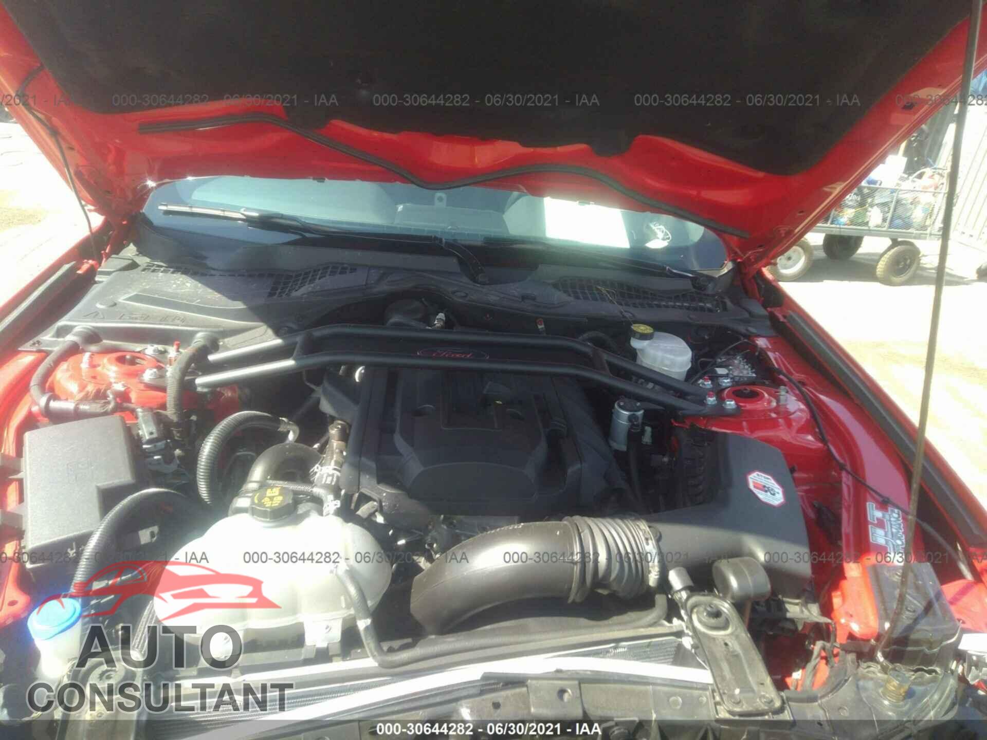 FORD MUSTANG 2020 - 1FA6P8TH2L5129263