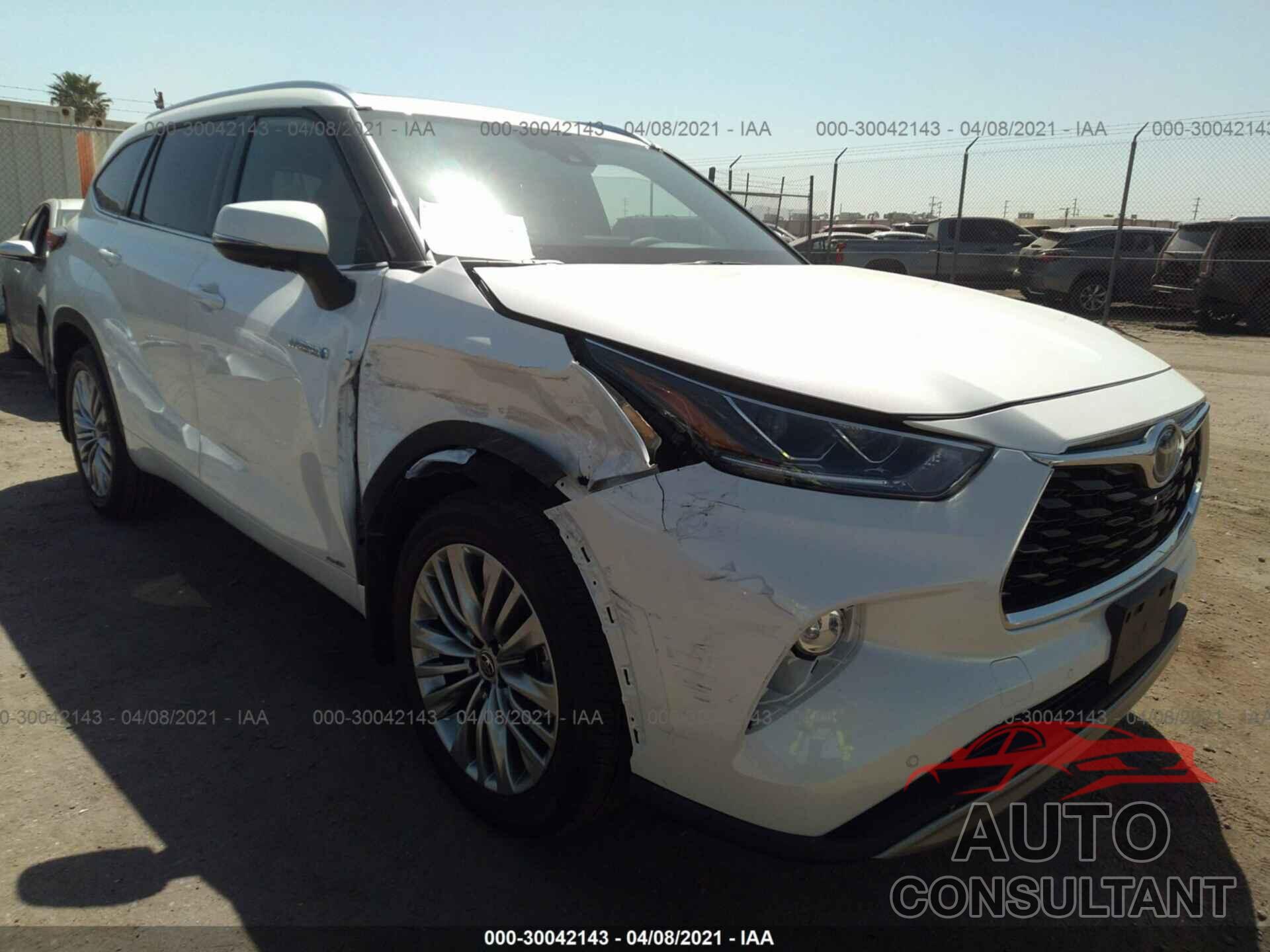 TOYOTA HIGHLANDER 2021 - 5TDEBRCH5MS024187