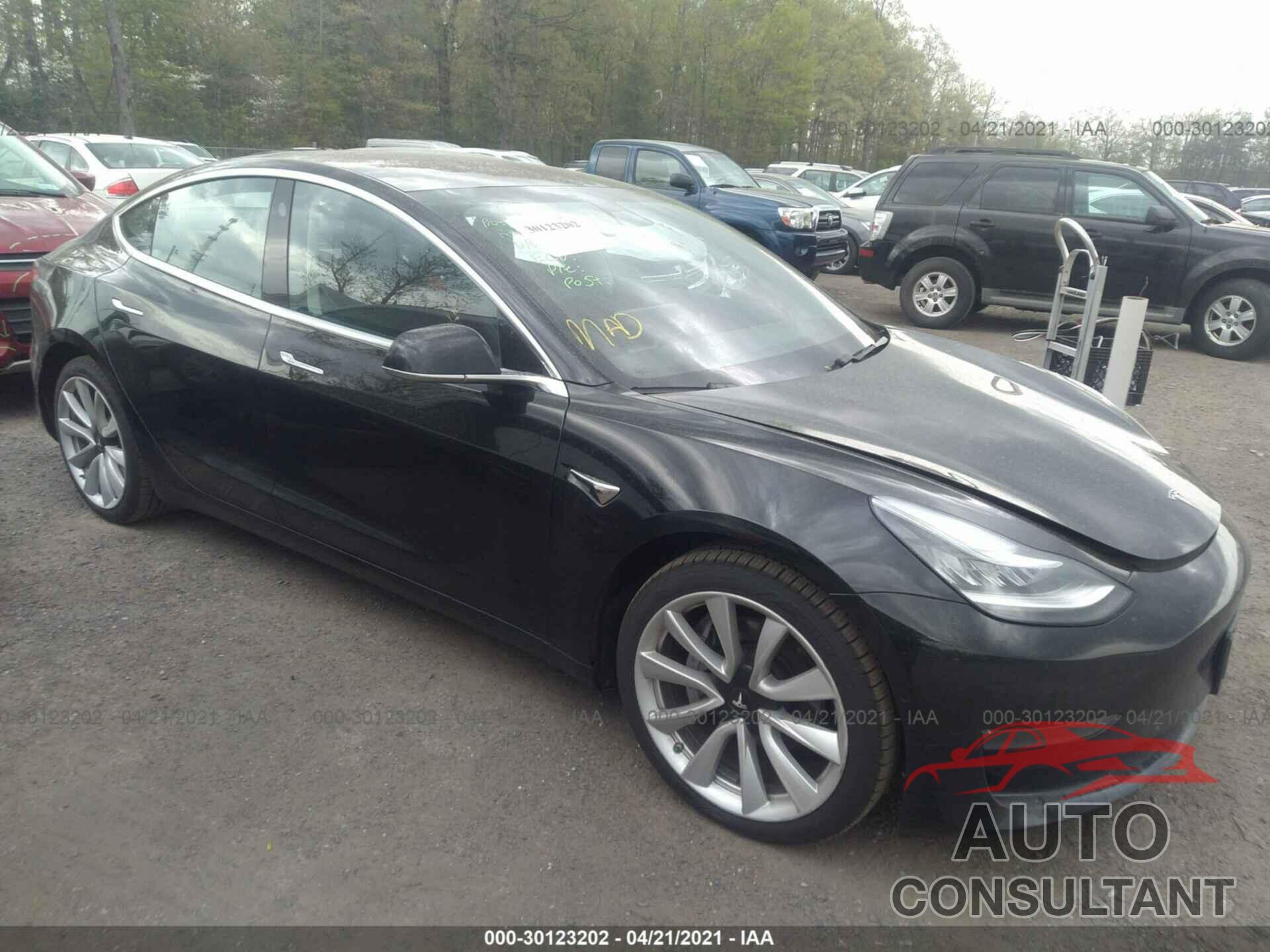 TESLA MODEL 3 2018 - 5YJ3E1EA4JF052465