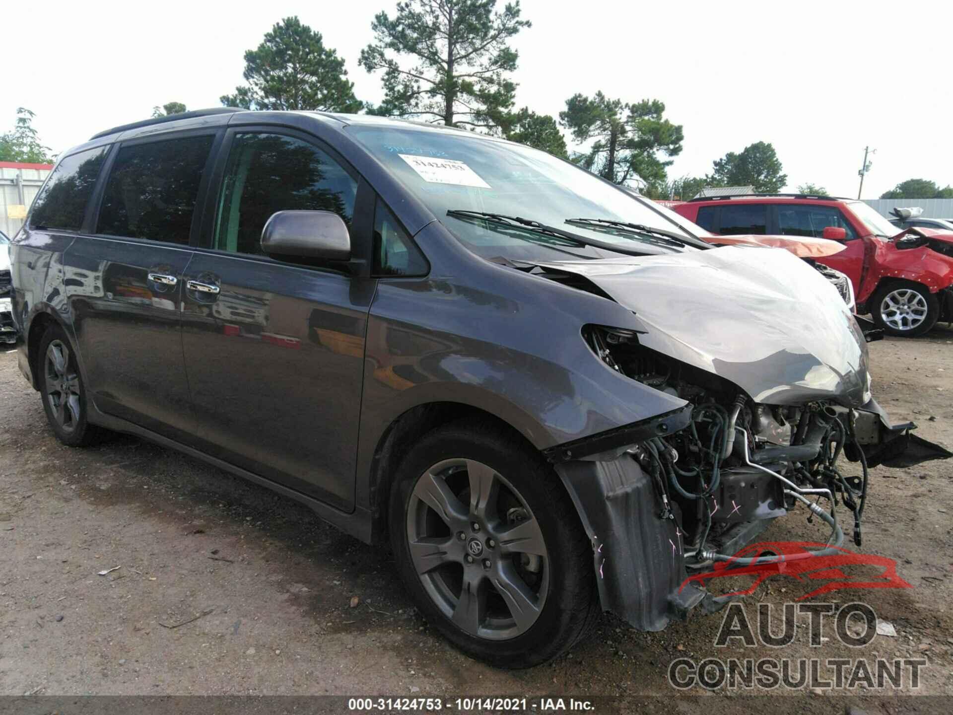 TOYOTA SIENNA 2018 - 5TDXZ3DC2JS926506