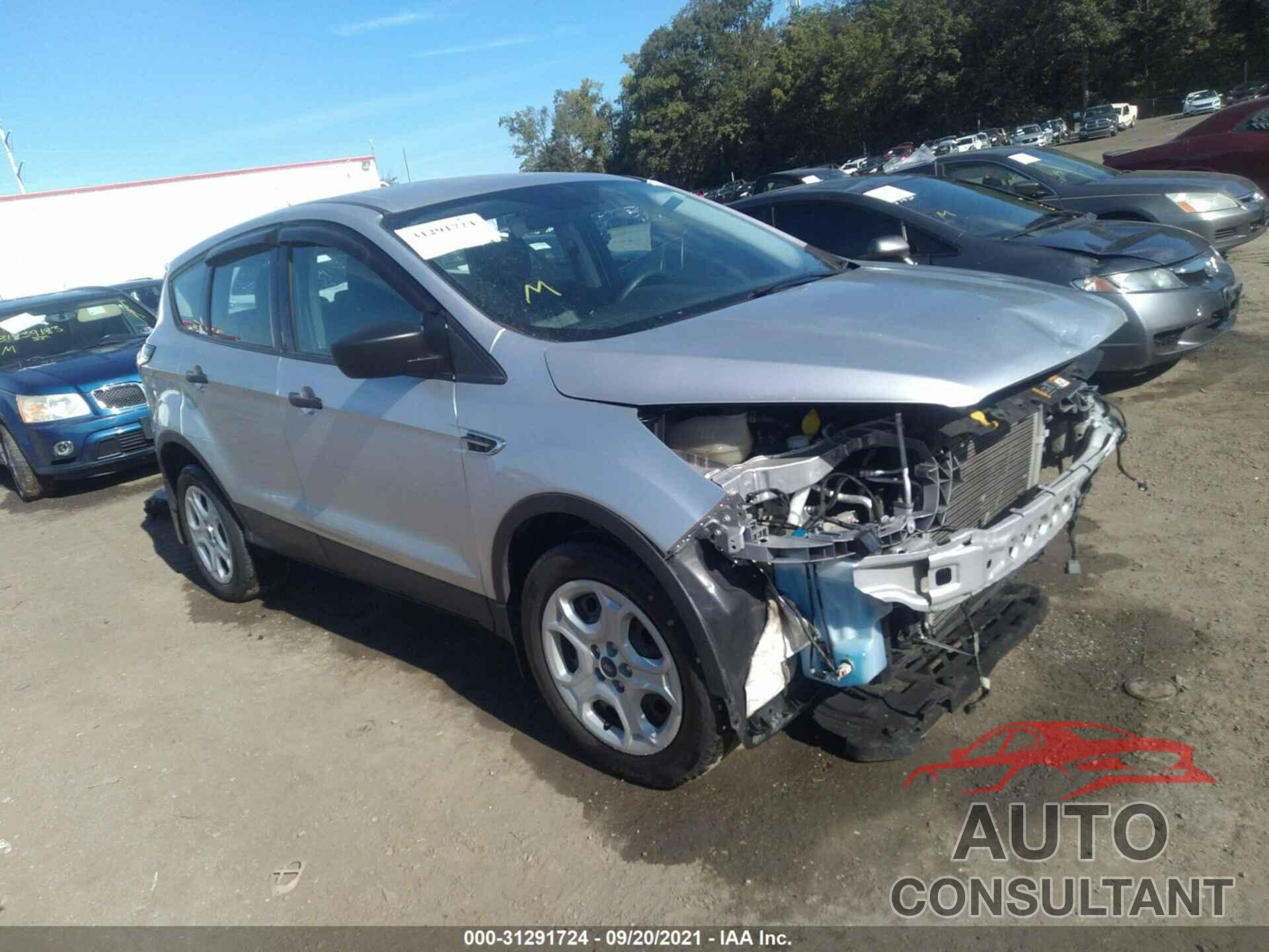 FORD ESCAPE 2018 - 1FMCU0F7XJUA28111