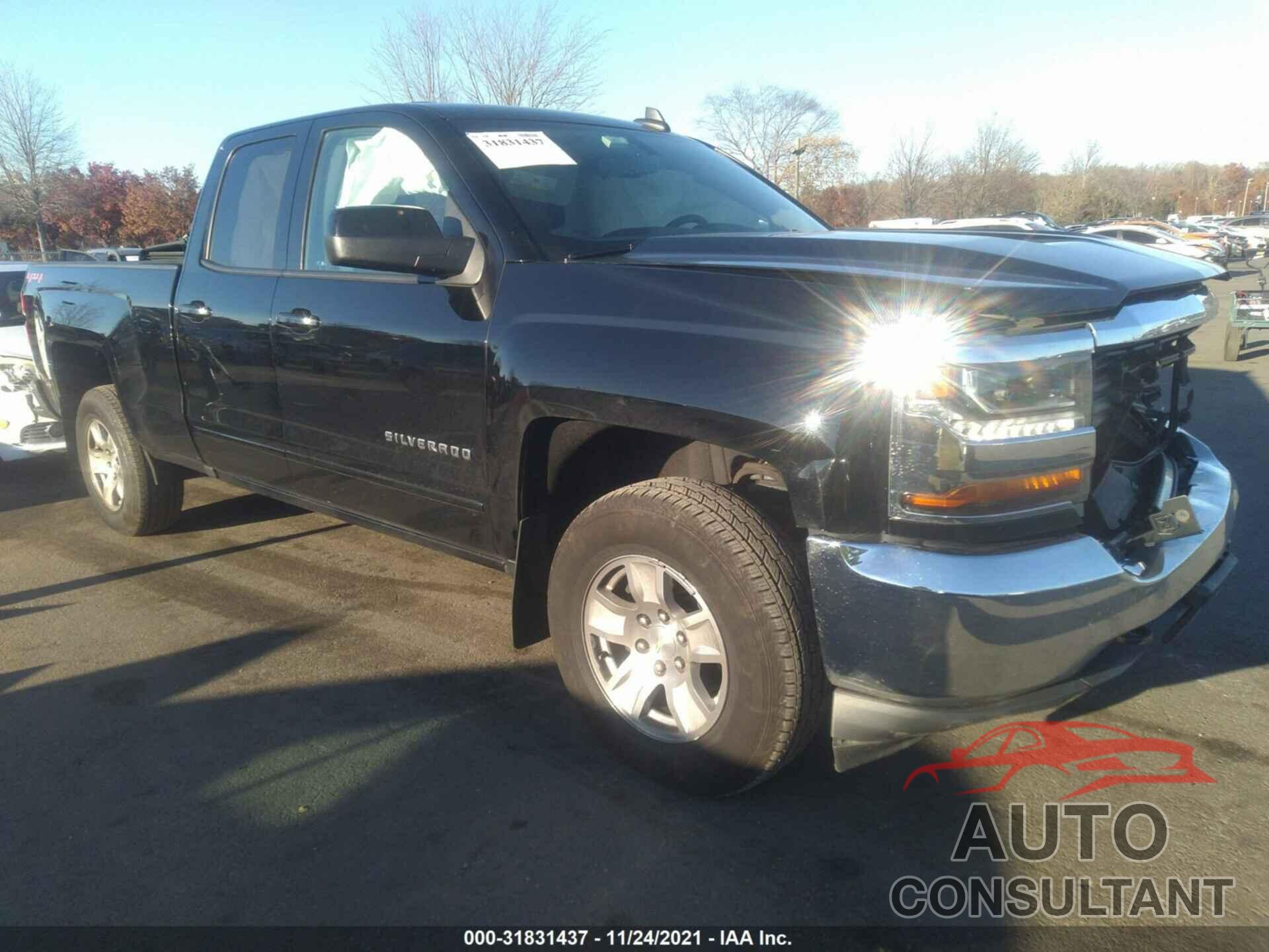 CHEVROLET SILVERADO 1500 2018 - 1GCVKREH9JZ205039