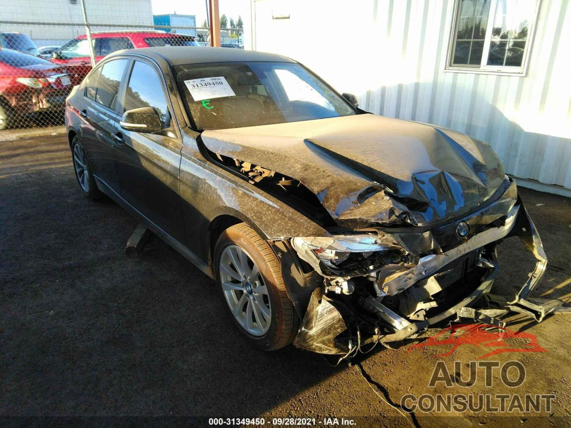 BMW 3 SERIES 2016 - WBA8A9C52GK617388