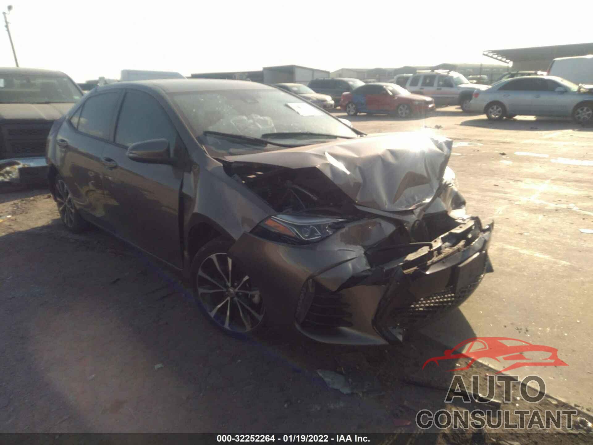 TOYOTA COROLLA 2018 - 5YFBURHE8JP851830