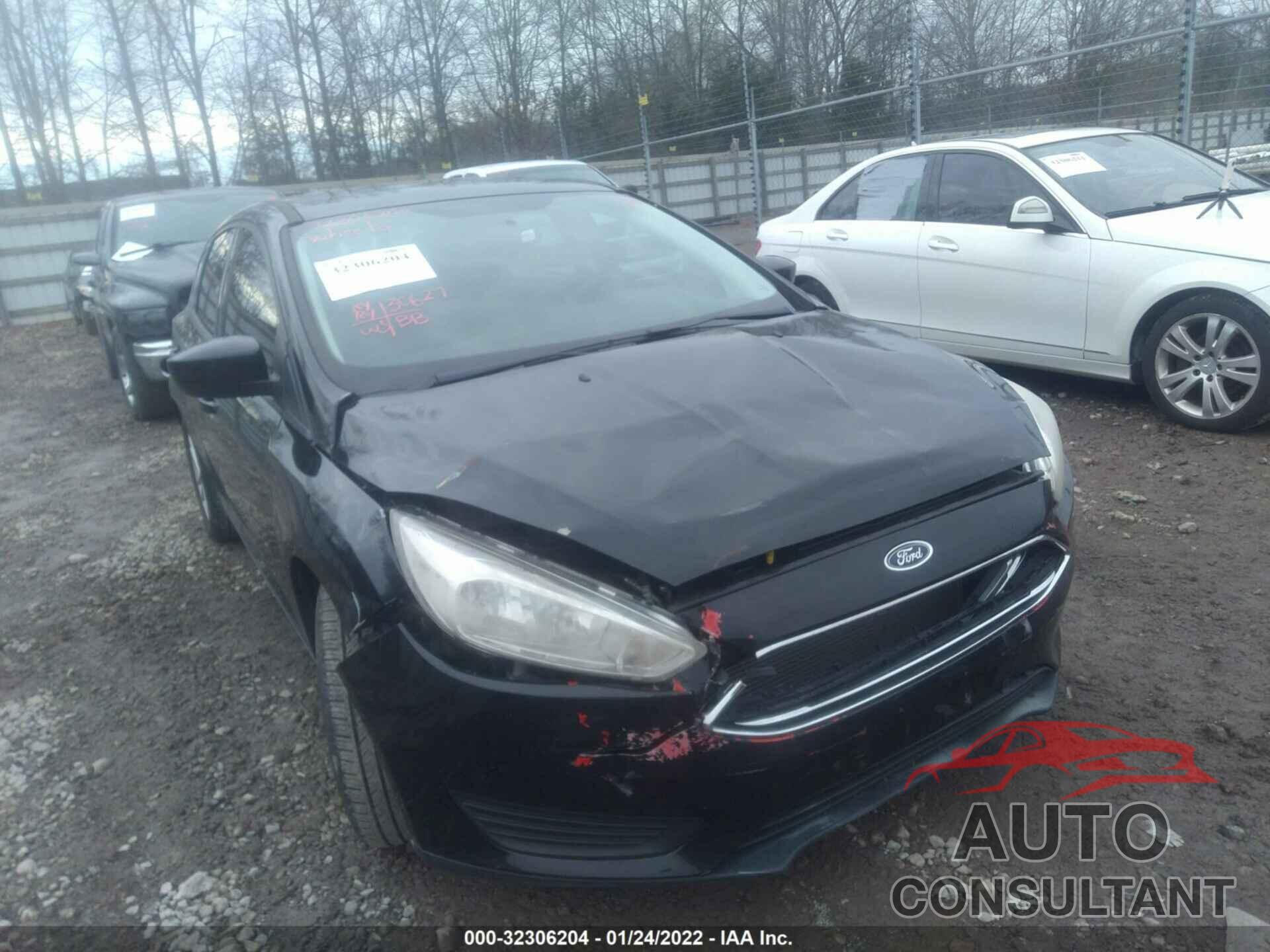 FORD FOCUS 2018 - 1FADP3K22JL315238