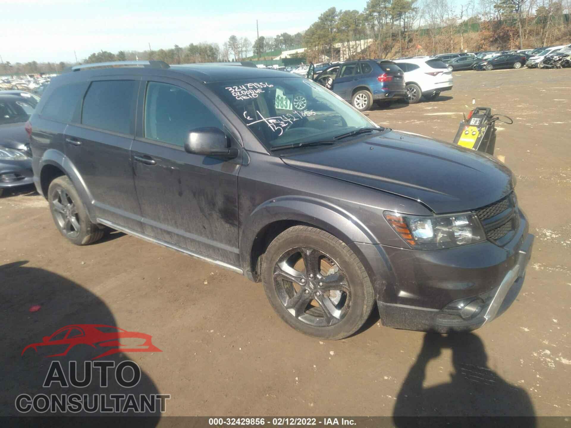 DODGE JOURNEY 2020 - 3C4PDCGB3LT272738