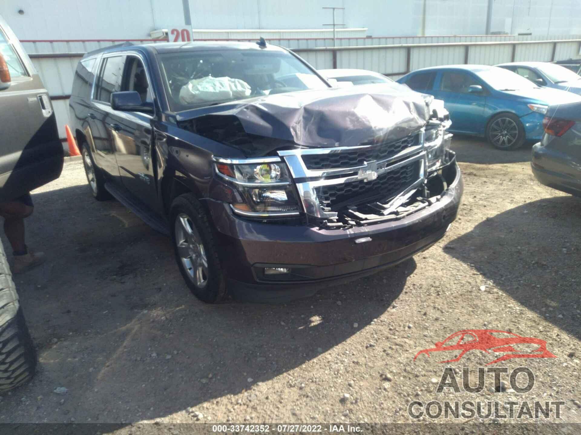 CHEVROLET SUBURBAN 2016 - 1GNSCHKC8GR167421