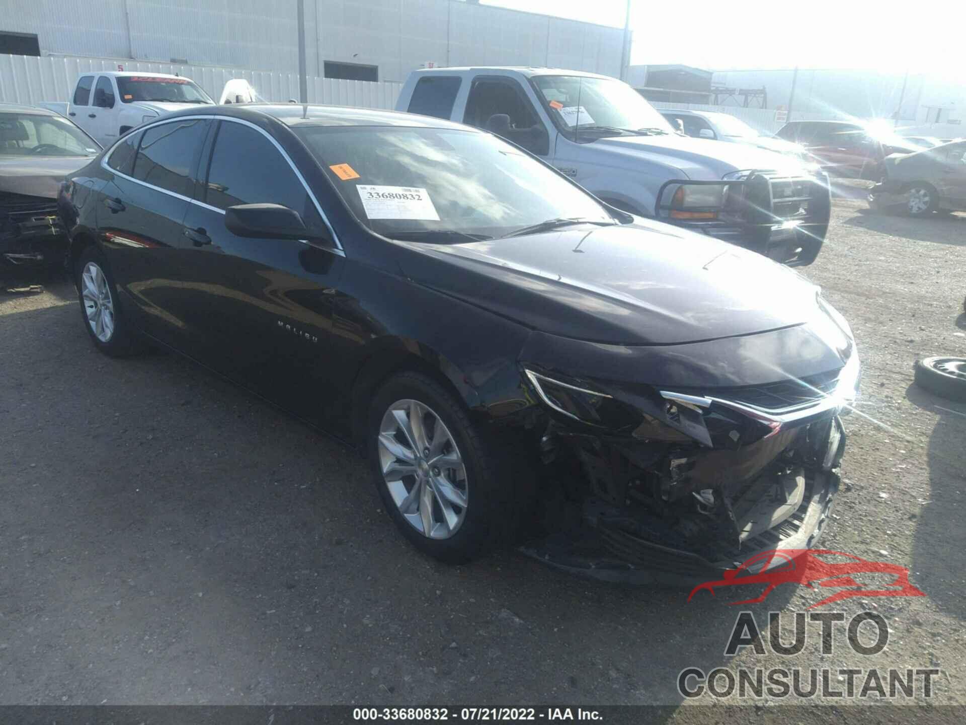 CHEVROLET MALIBU 2020 - 1G1ZD5ST8LF081680